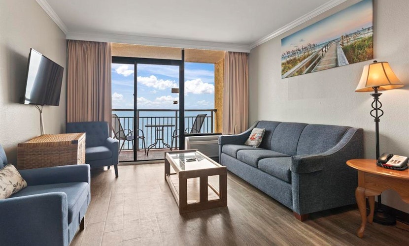 Direct Oceanfront Updated 1BR! Caravelle 935