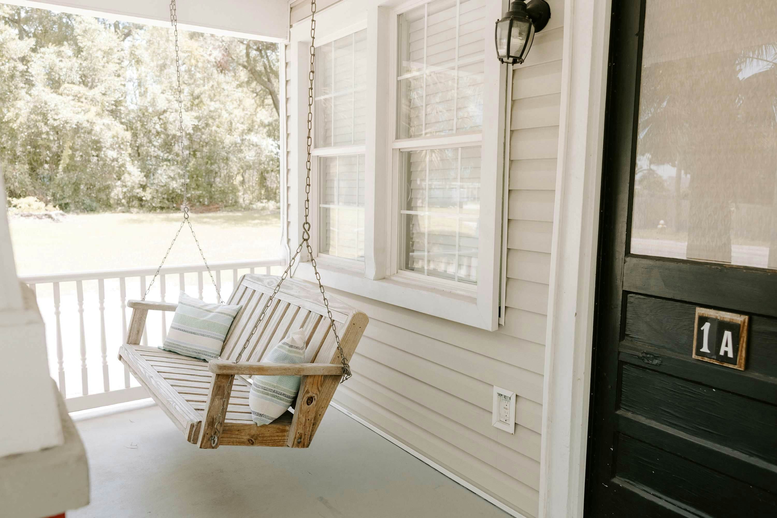 Charming Charleston Bungalow Near Downtown w/ WiFi and AC