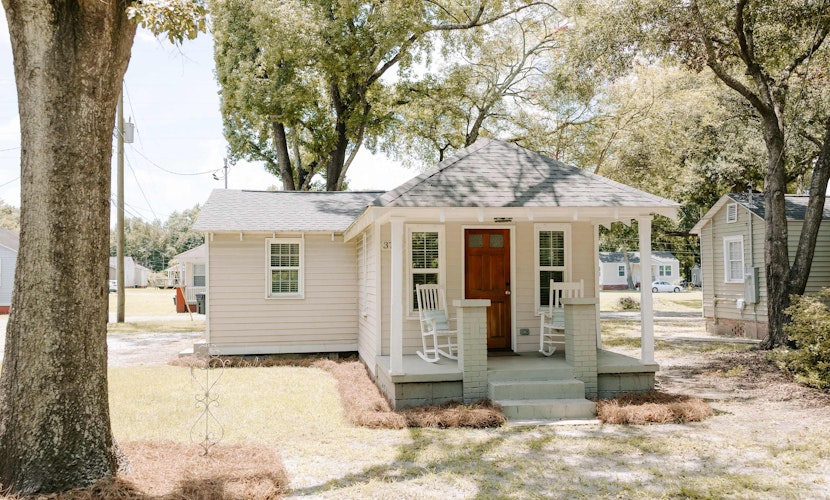 Stylish Bungalow Stay Near Downtown Charleston