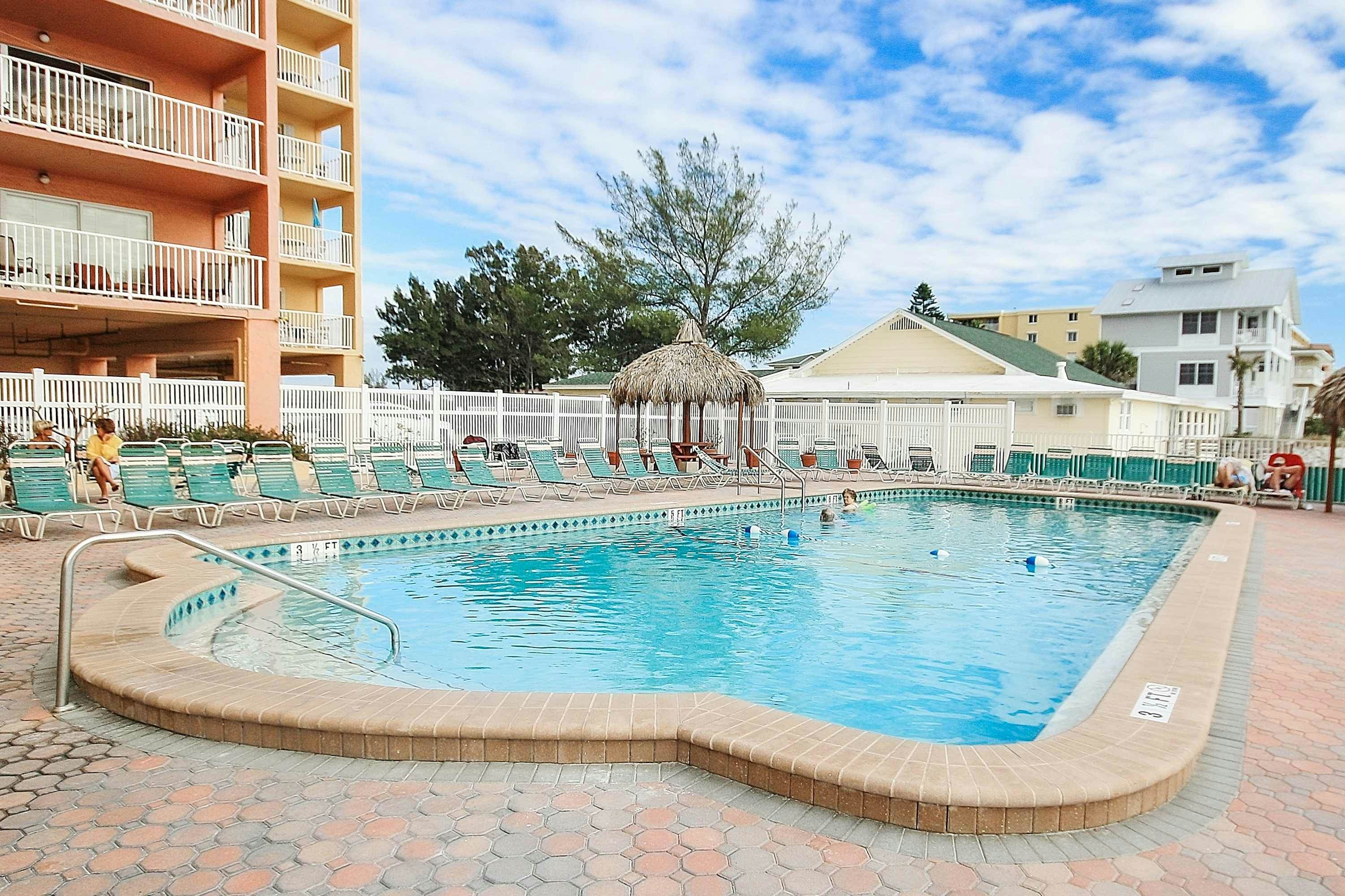 Gulf-Front Condo with Pool & Stunning Sunset Views