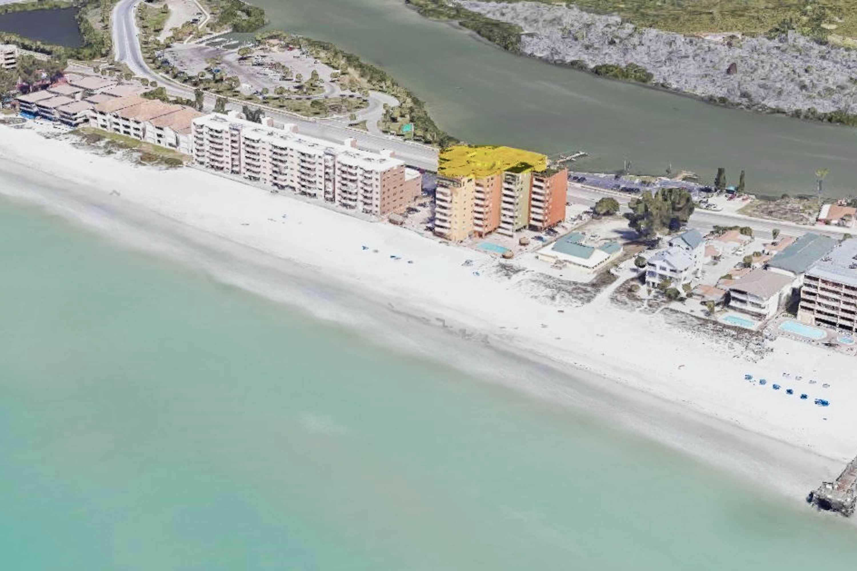 Gulf-Front Condo with Pool & Stunning Sunset Views