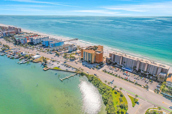 Gulf-Front Condo with Pool & Stunning Sunset Views