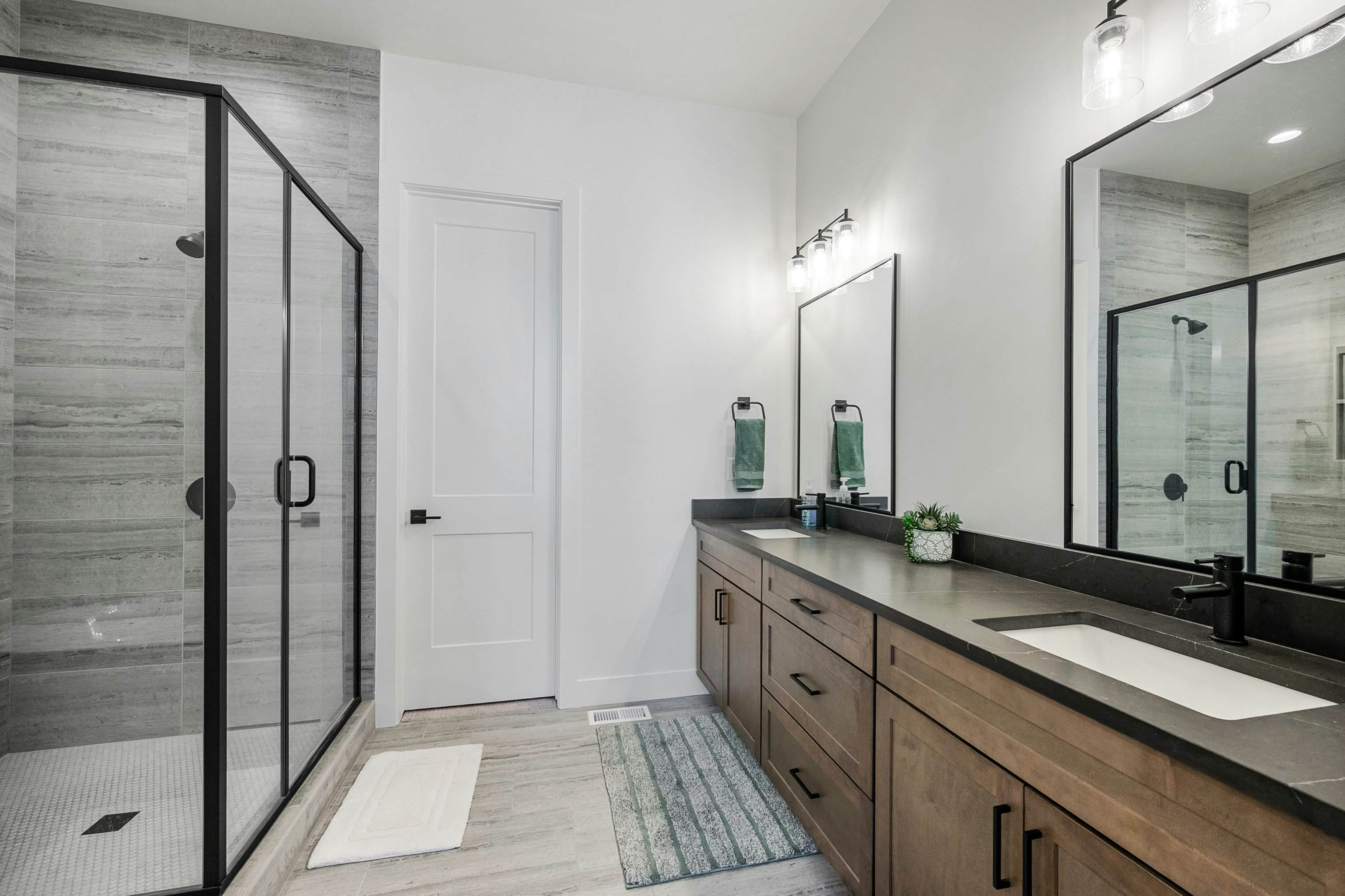 Red Ledges Abajo Peak Escape