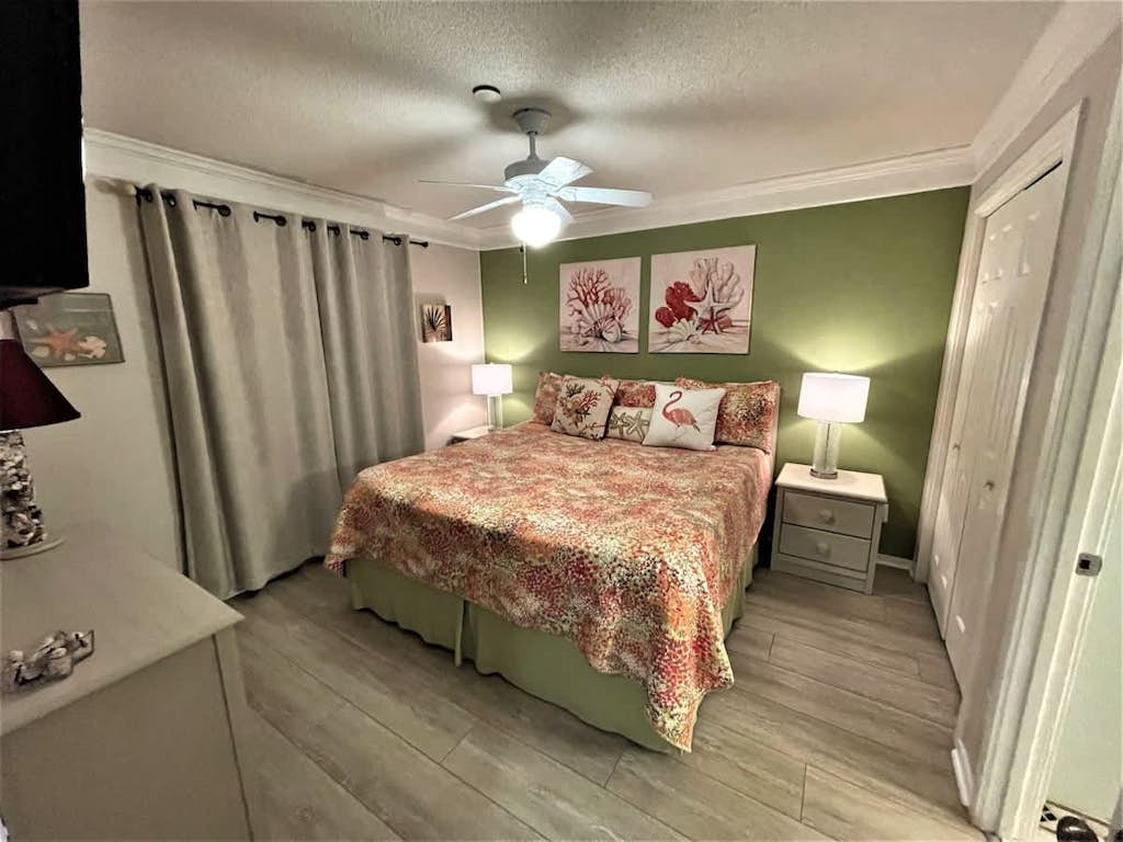 Relax in a bright, white, and airy 2BR villa perched on the 4th floor of Admiral’s Row. This ocean-view property puts you steps from the sand and the island's best amenities. From the king-sized master suite to the breezy balcony, every detail is designed for comfort. Enjoy the playground, fitness center, and seasonal ice cream stand, all within a secure, gated community on the Atlantic coast.
