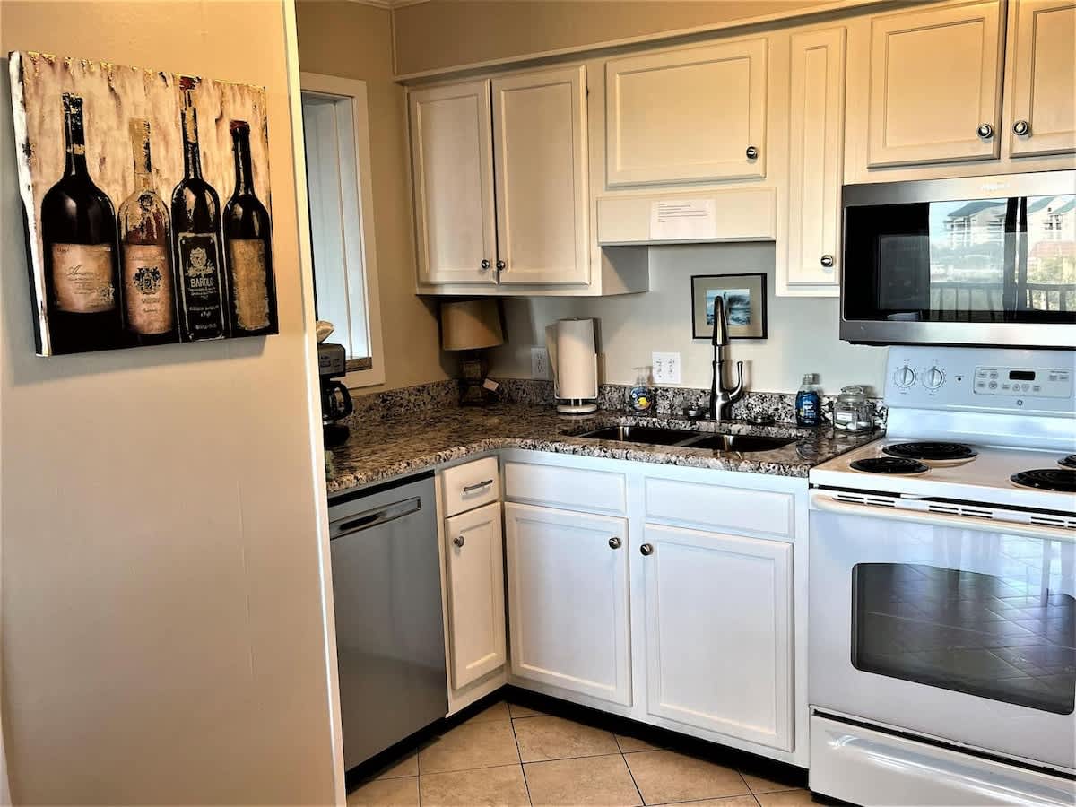 Admiral's Row Villa 424 - Top Floor Sunrises