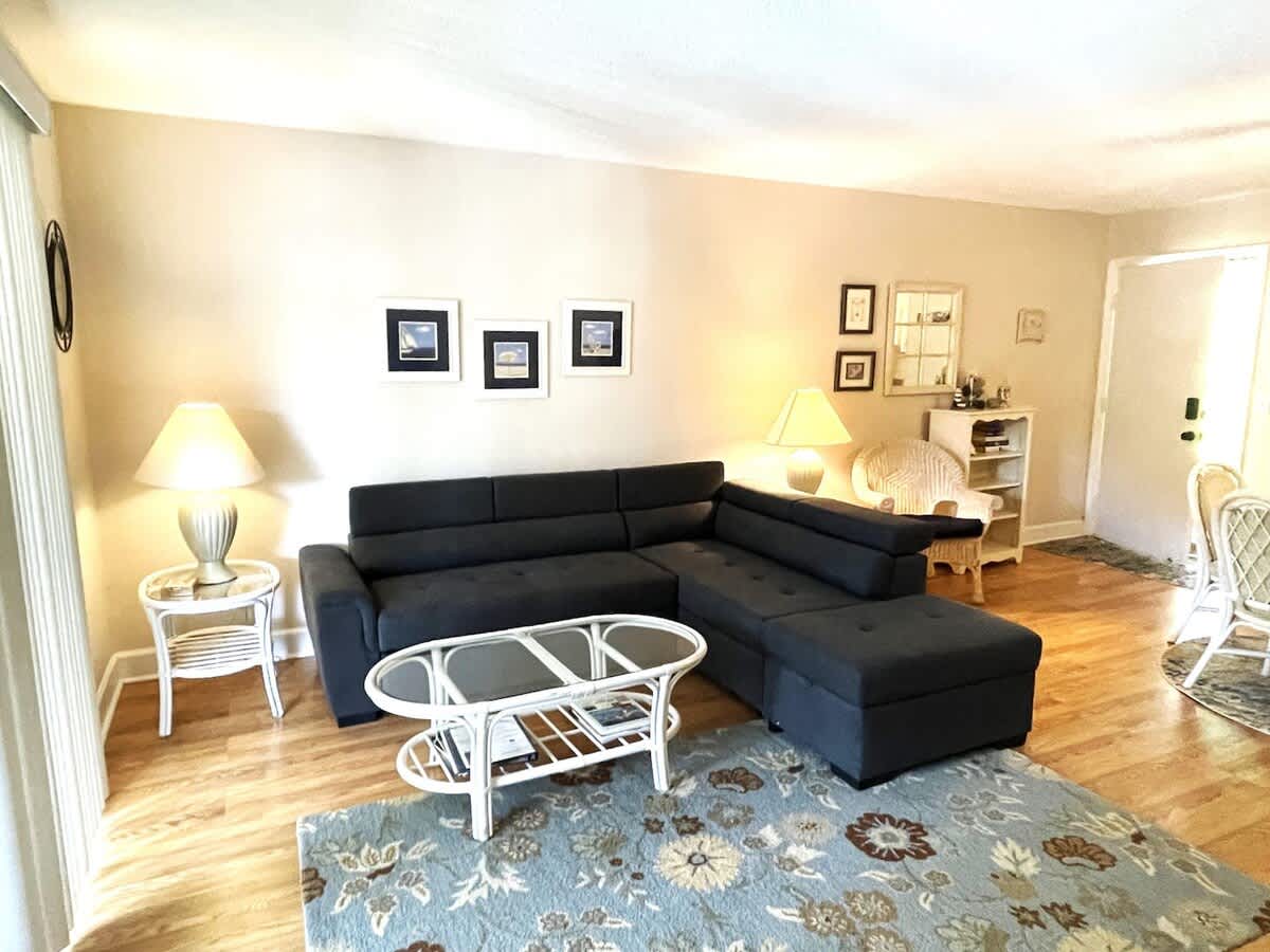 Fiddler's Cove 25F - Top Floor Corner Villa