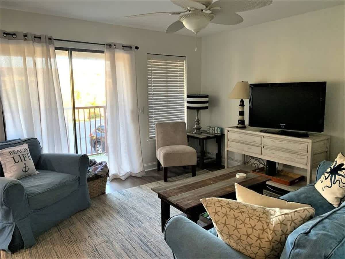 Modern Beachfront Bliss: 2BR/2BA Luxury Villa