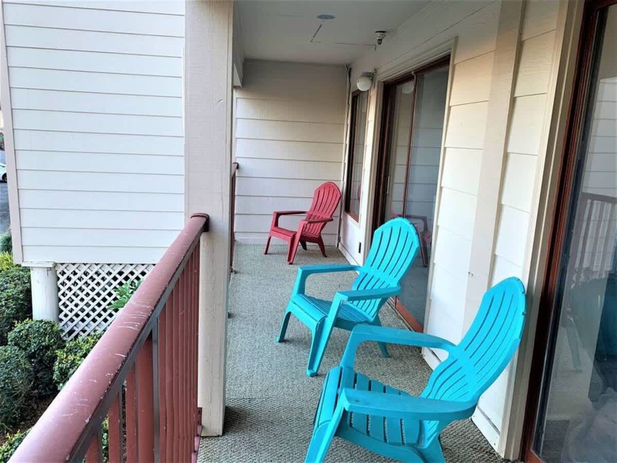 Modern Beachfront Bliss: 2BR/2BA Luxury Villa