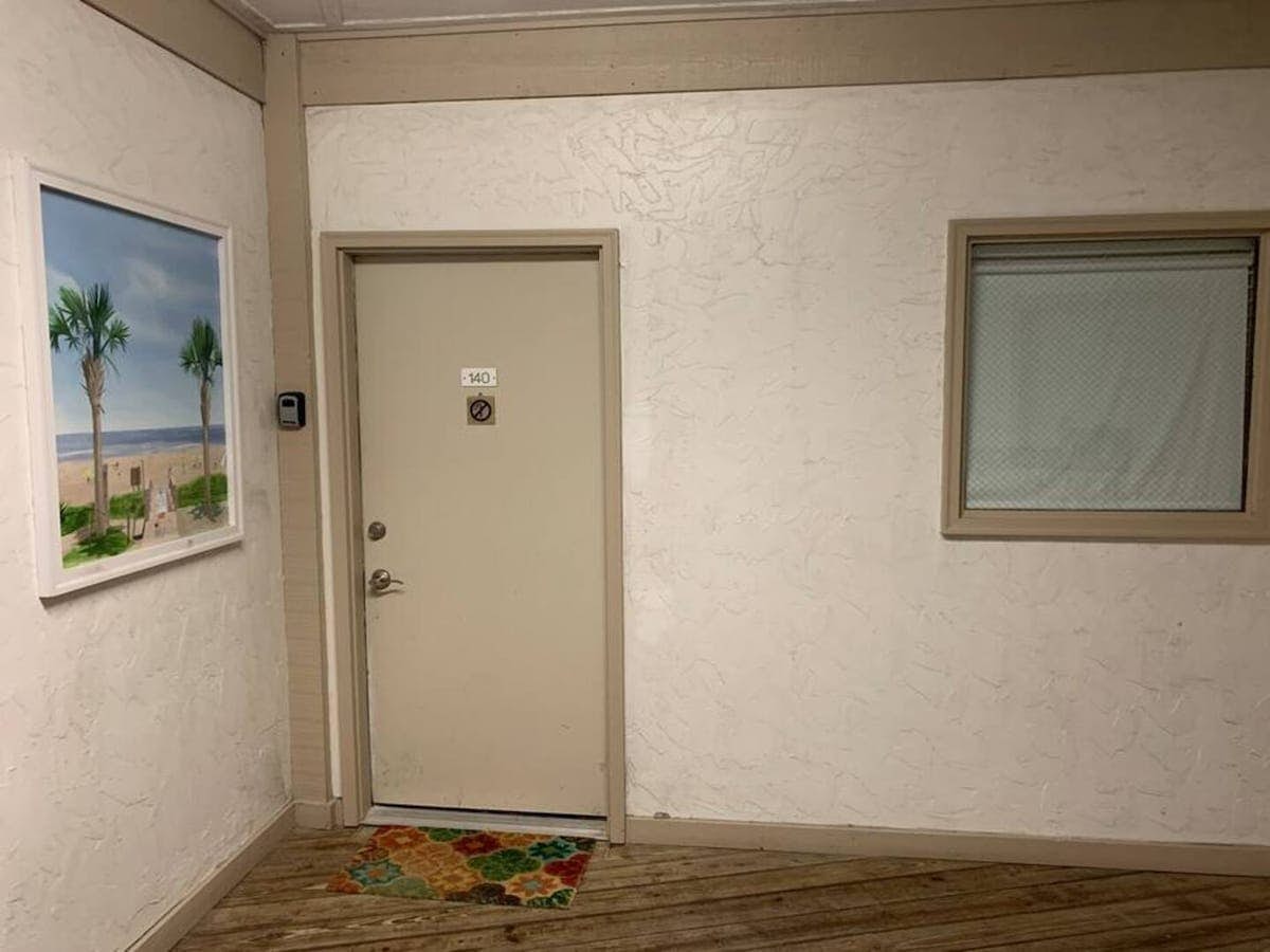 Modern Beachfront Bliss: 2BR/2BA Luxury Villa