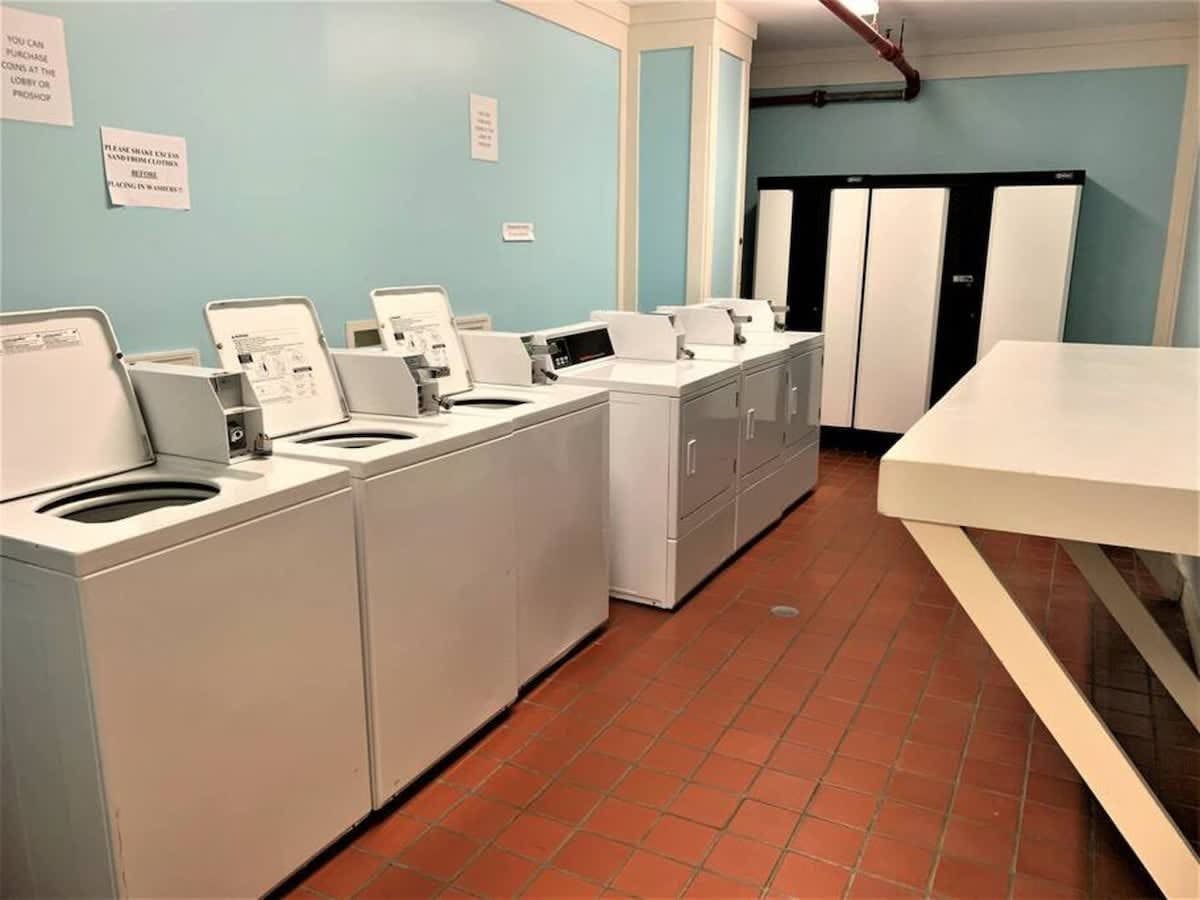 Modern Beachfront Bliss: 2BR/2BA Luxury Villa