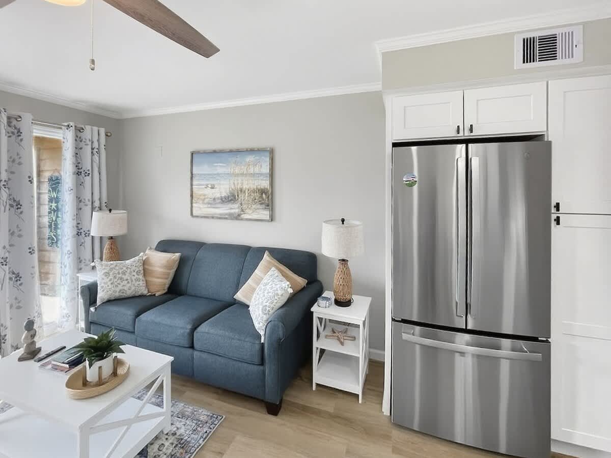 Ocean Villa A204 - Newly Updated with Ocean Views