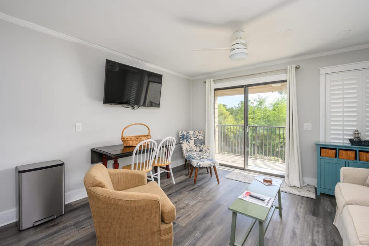 Ocean Villa C125 Steps to Beach and Pool