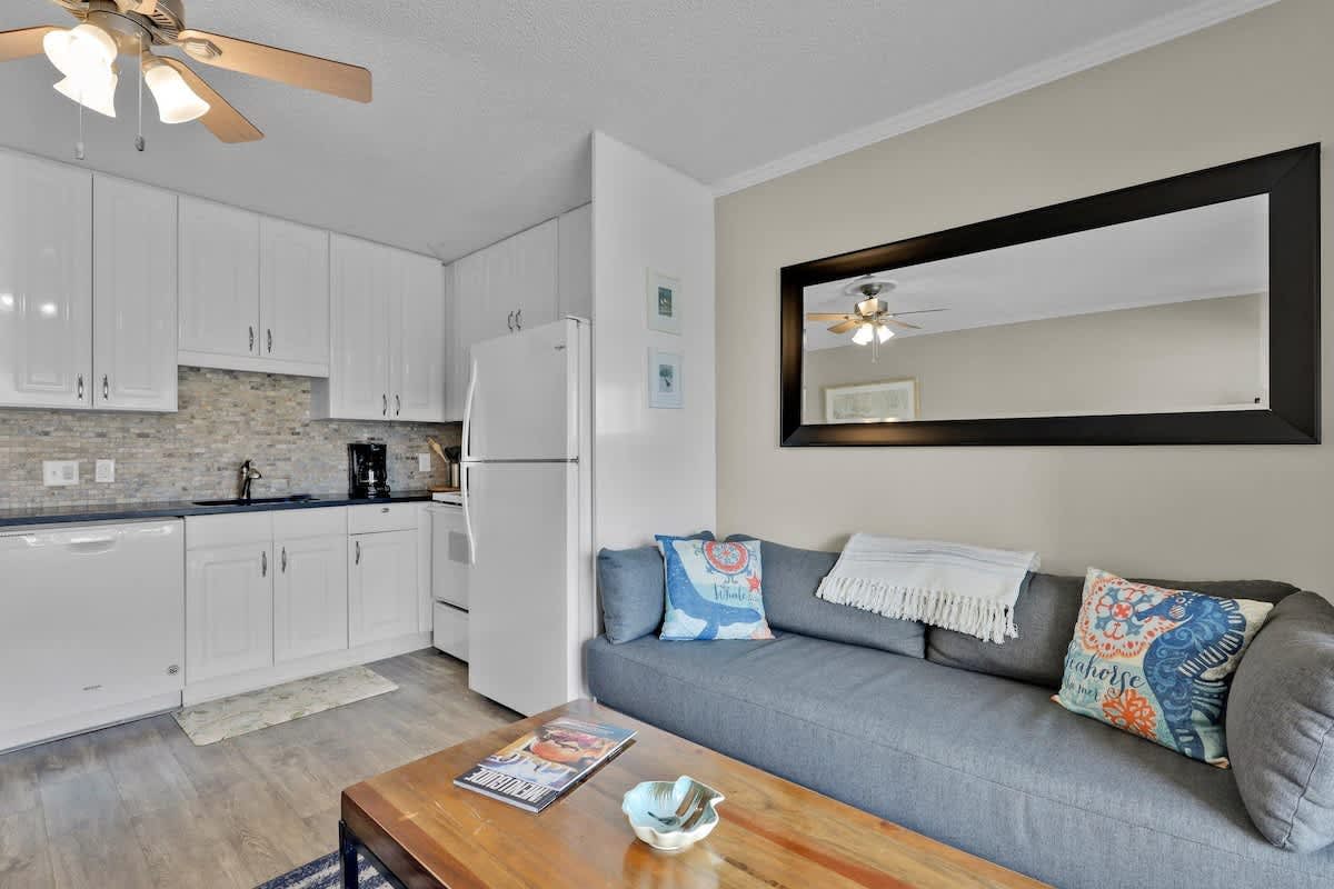 Steps to Sand: Ocean Villa with Pool & Tennis