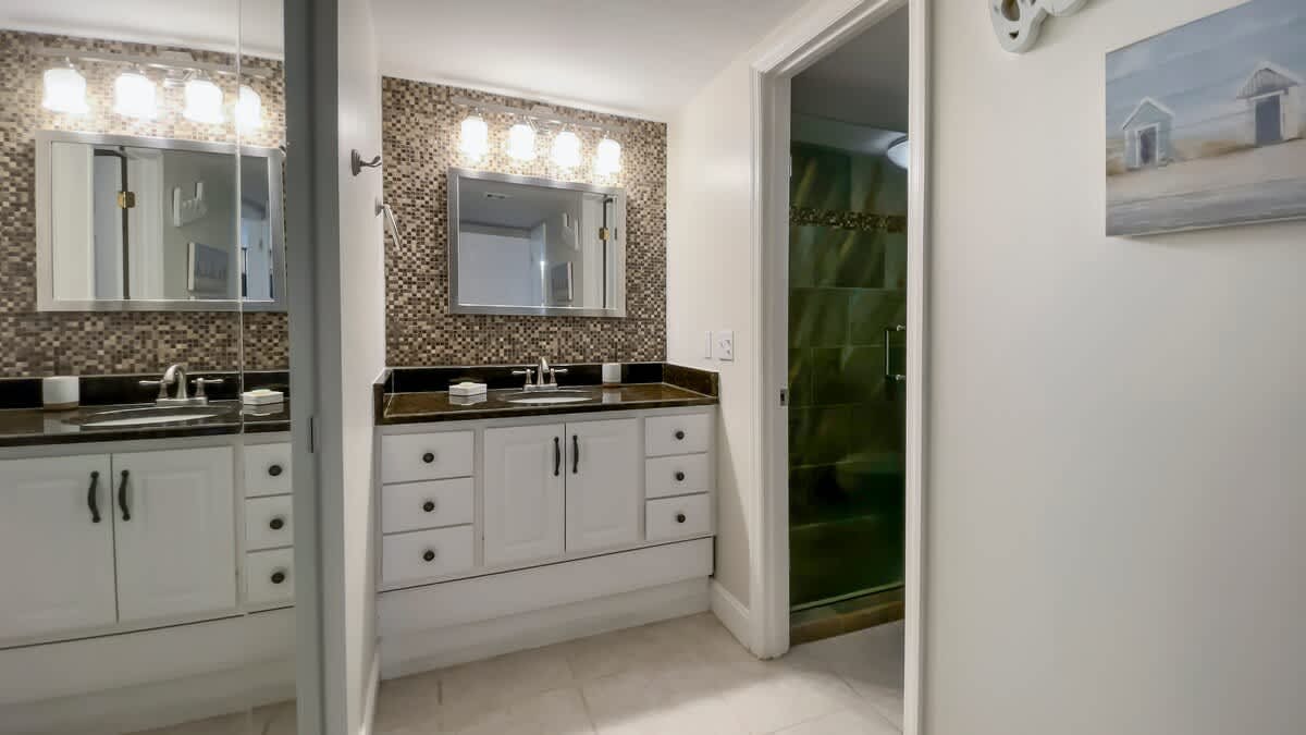 Sea Pines Top-Floor Villa | Golf & Wooded Views