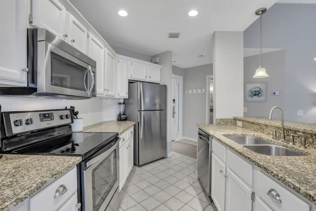 Discover coastal serenity at 713 Barrington Drive, a beautifully remodeled 1-bedroom villa in the prestigious Palmetto Dunes Beachfront Resort. Located just a two-minute stroll from the pristine sands, this second-floor retreat offers a modern, bright interior and a plush king bed. Enjoy full access to gated resort amenities, including a seasonally heated beachfront pool and hot tub. Perfectly positioned mid-island, you are steps away from world-class golf, tennis, and bike trails.
