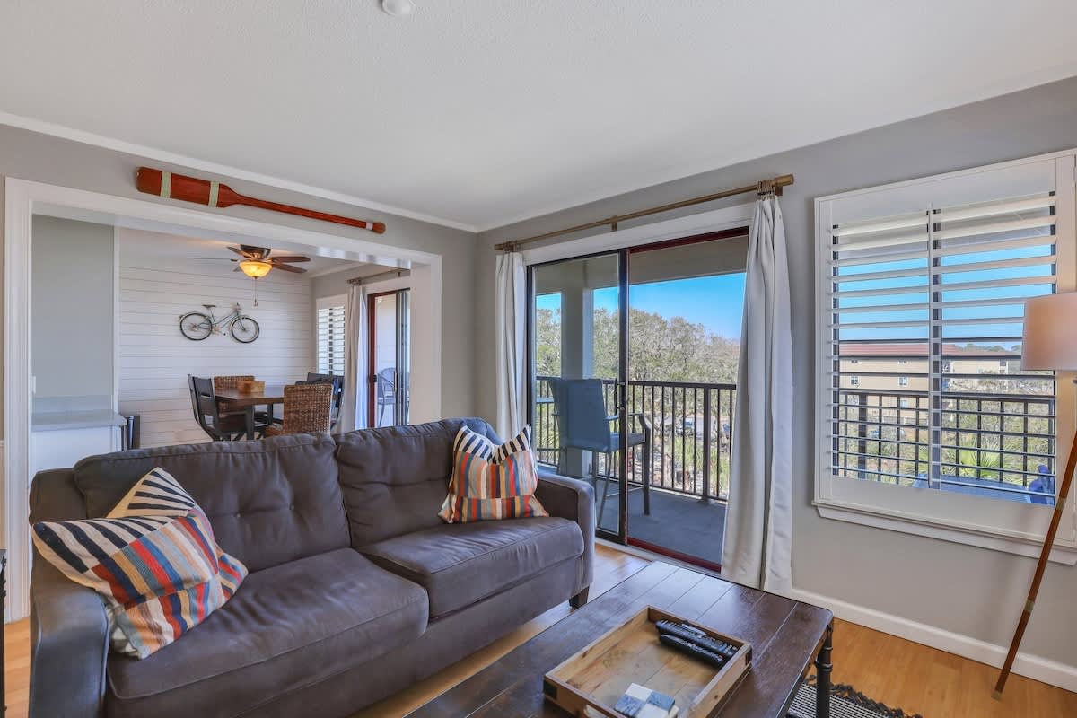 Admiral's Row 320 - Oceanview & Resort Pool