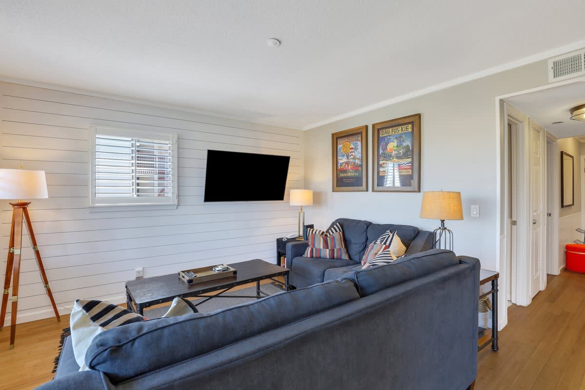 Admiral's Row 320 - Oceanview & Resort Pool