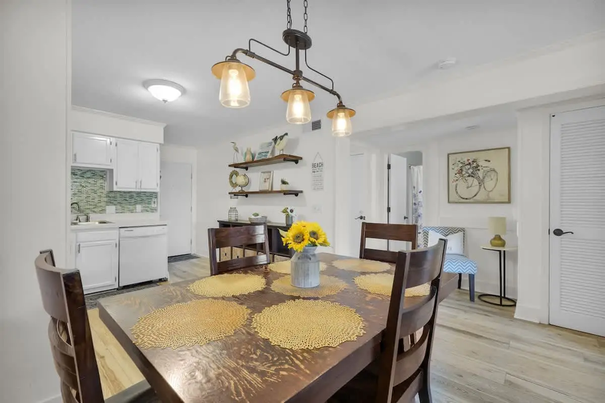 Tennis Villa C14 - Easy Walk to the Beach!