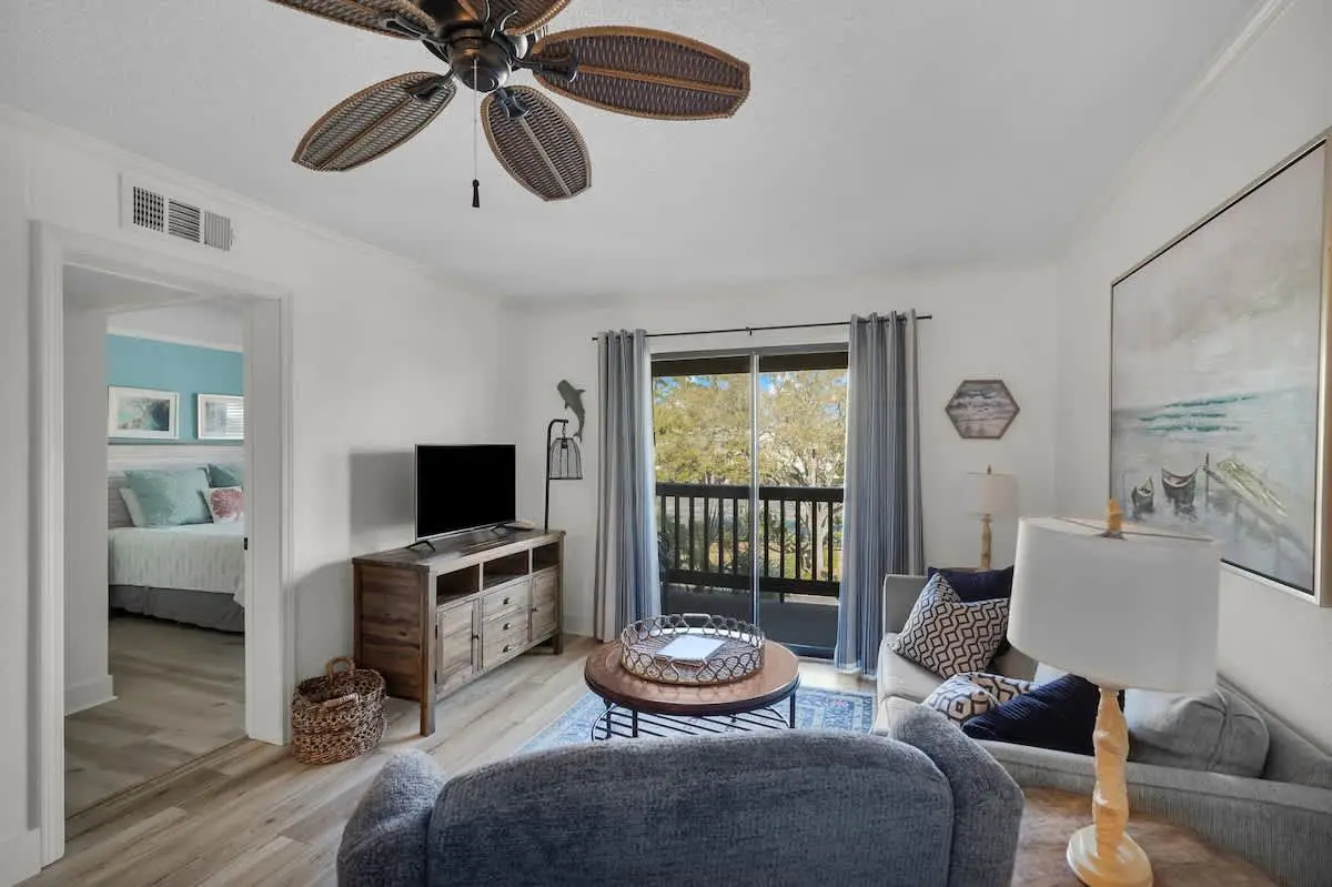 Tennis Villa C14 - Easy Walk to the Beach!