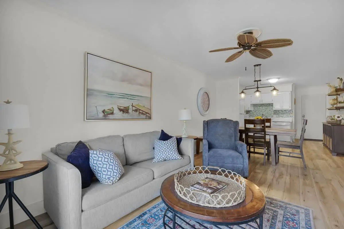 Tennis Villa C14 - Easy Walk to the Beach!