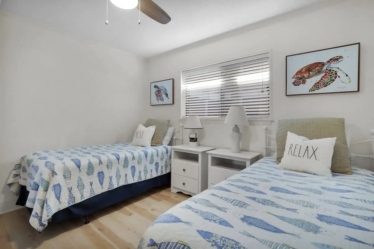 Tennis Villa C14 - Easy Walk to the Beach!