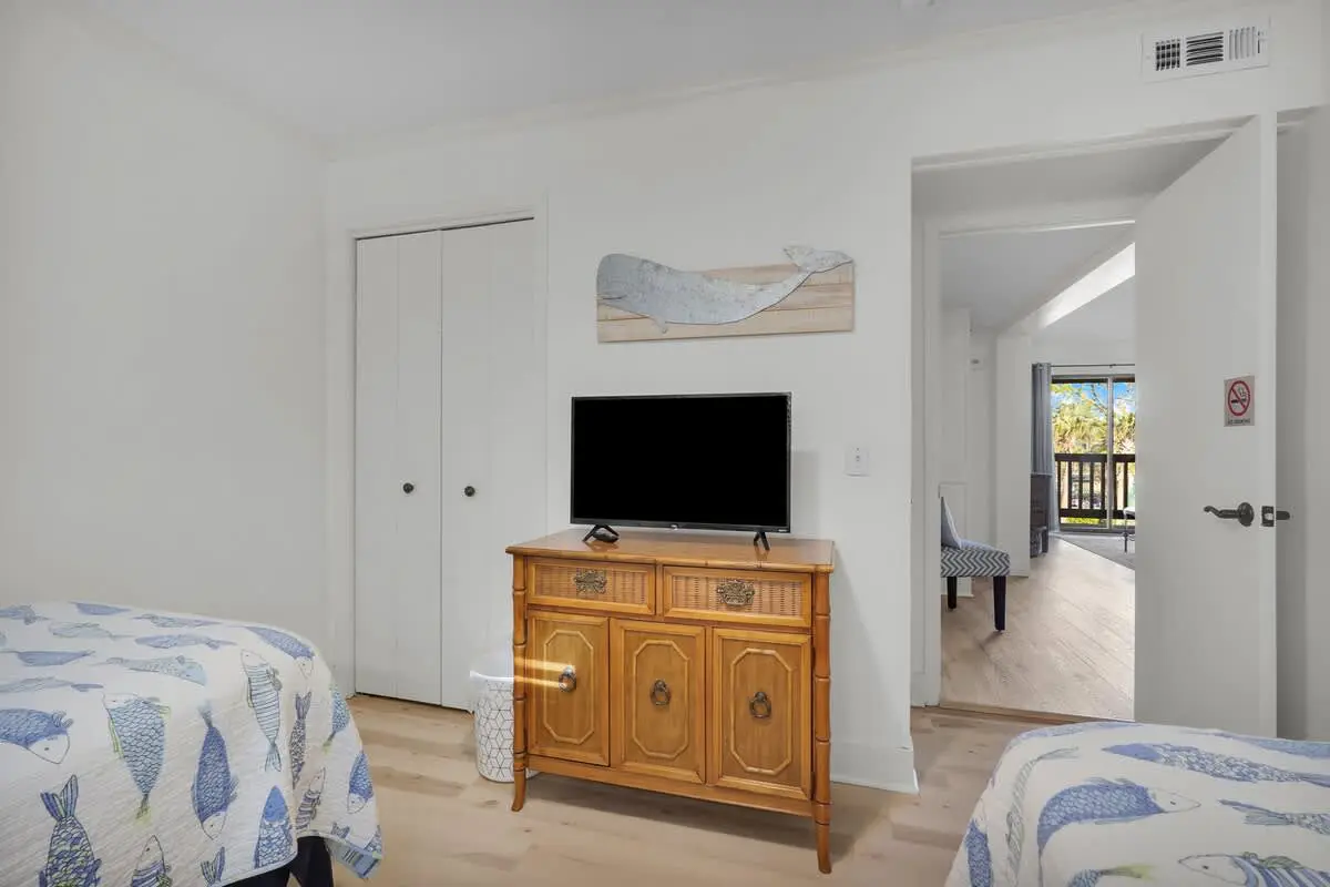 Tennis Villa C14 - Easy Walk to the Beach!