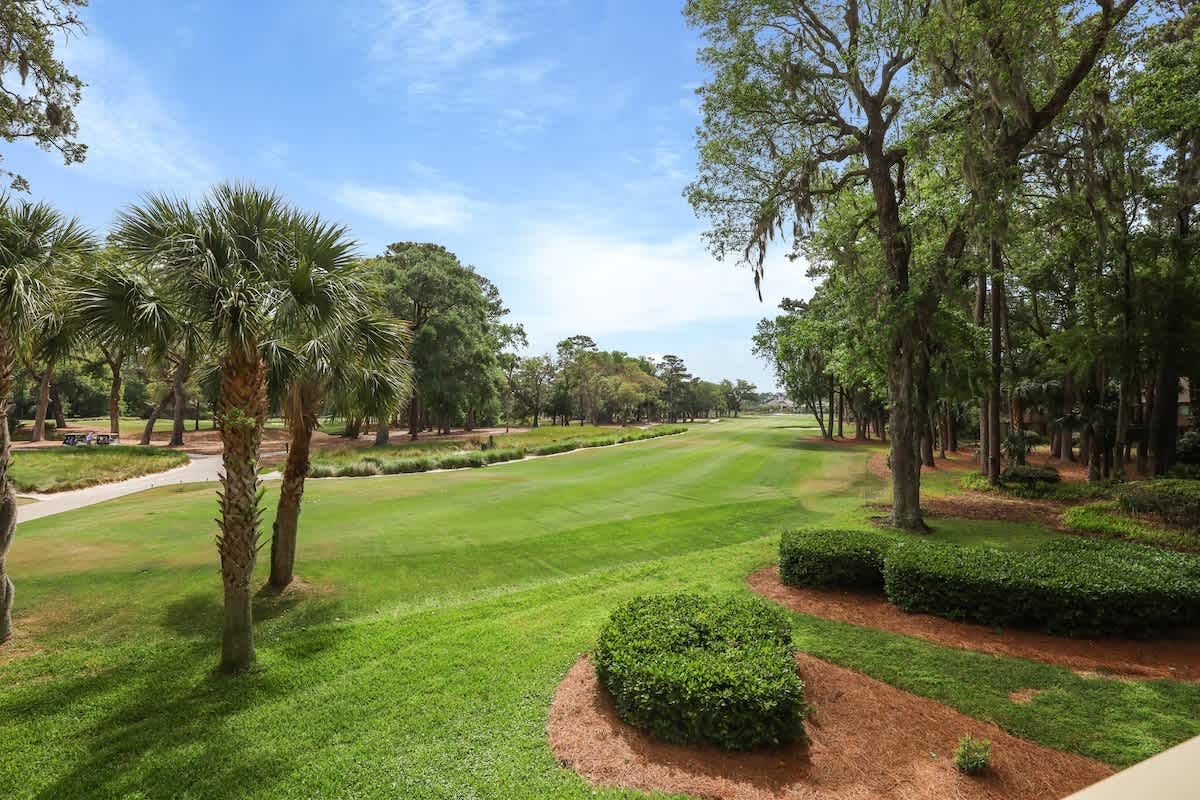 Plantation Club Gem | 10 Min Walk to Beach Club