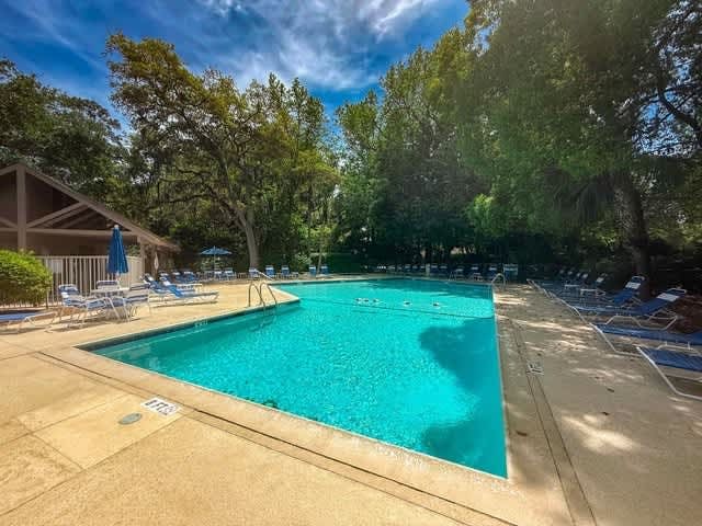 Plantation Club Gem | 10 Min Walk to Beach Club