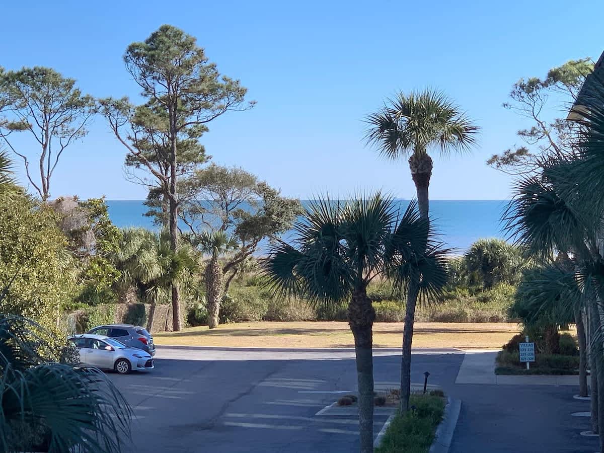 Seaside Villa 207 - Ocean Front with Balcony