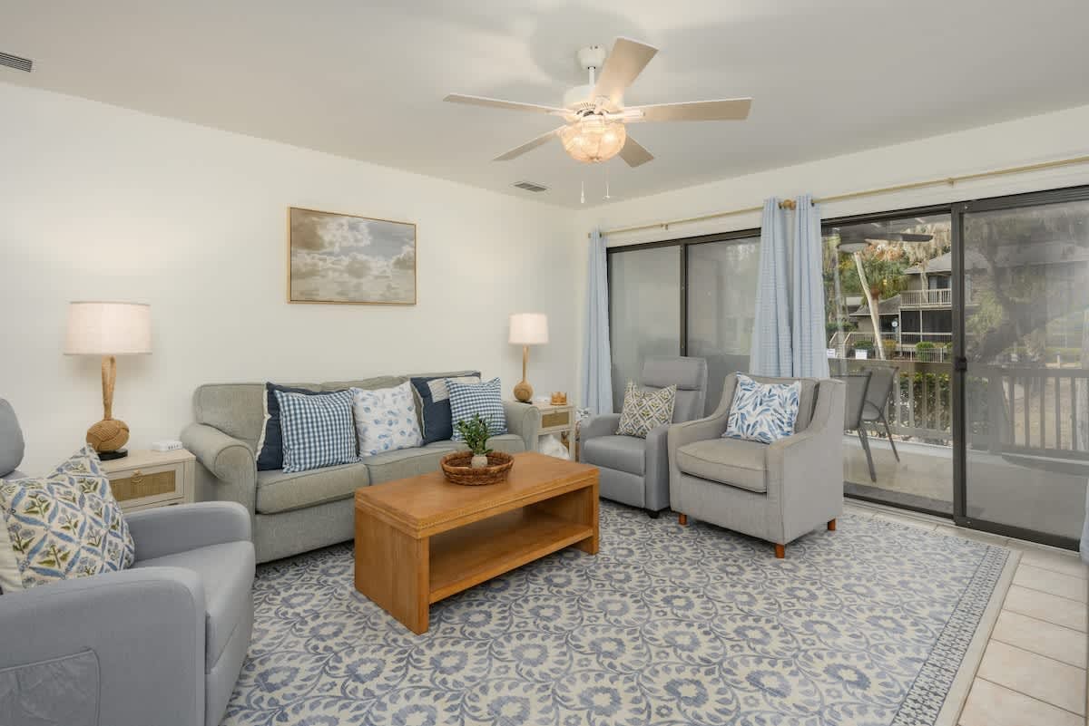 203 Tennismaster - Shipyard Villa with Pool Views