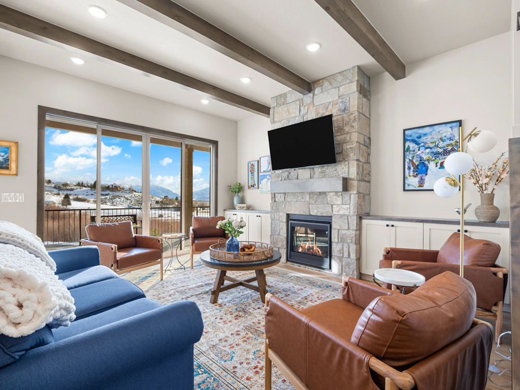 Summit View Lodge