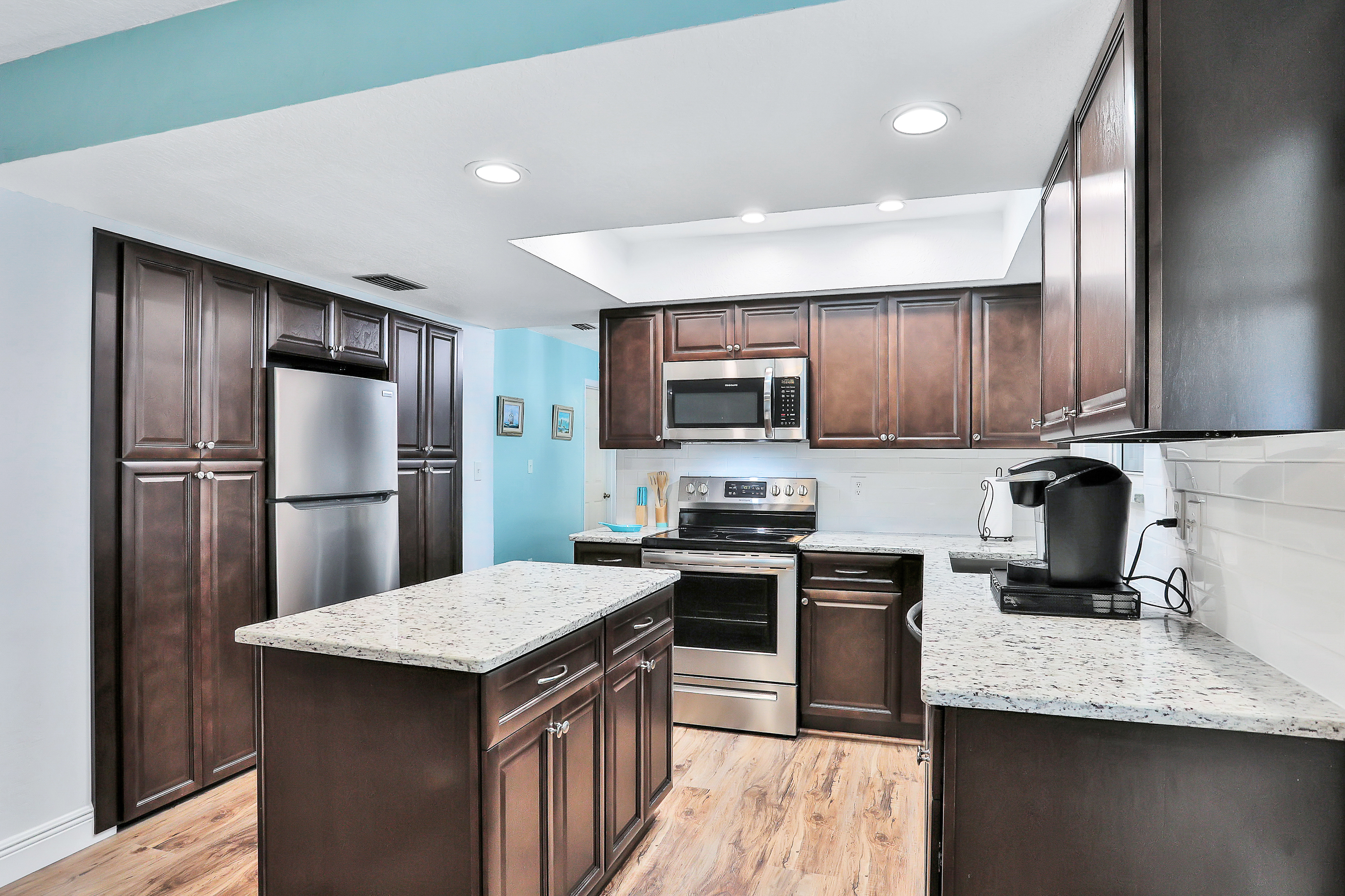 Quiet 4BR Getaway w/Private Pool, Walk to Beach & Florida Room