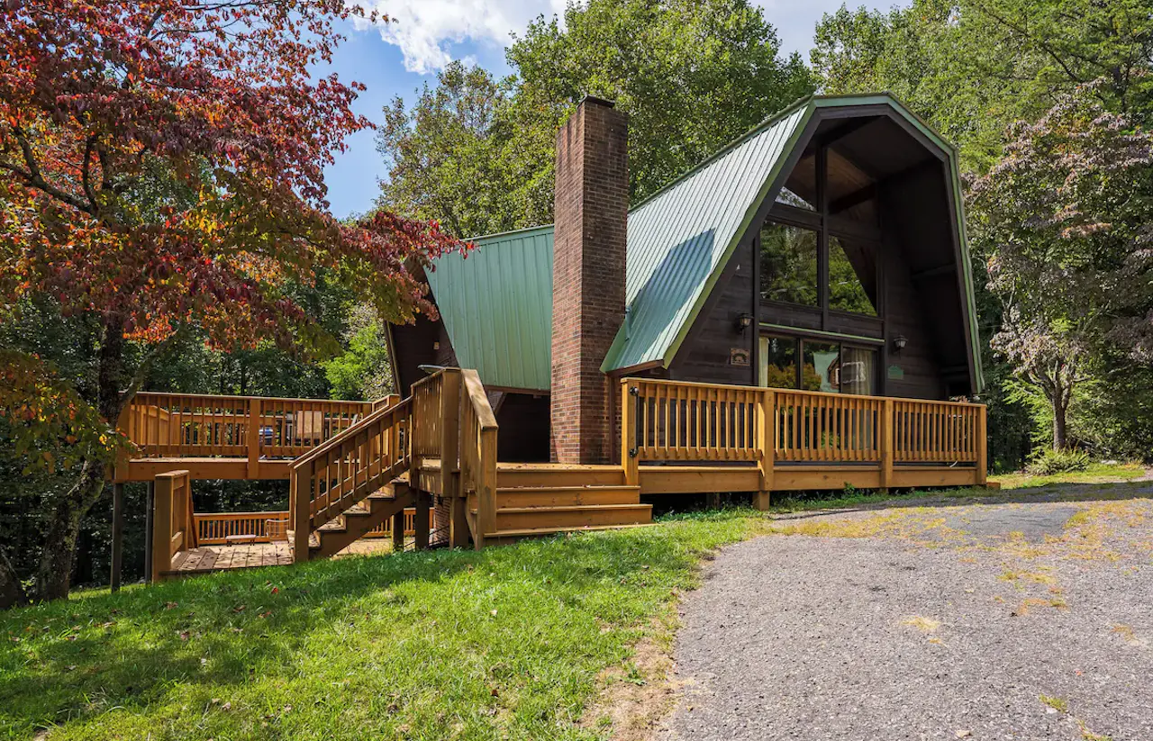 58 Meadowview Trail | 4 Bed Fancy Gap, VA House | Vacasa