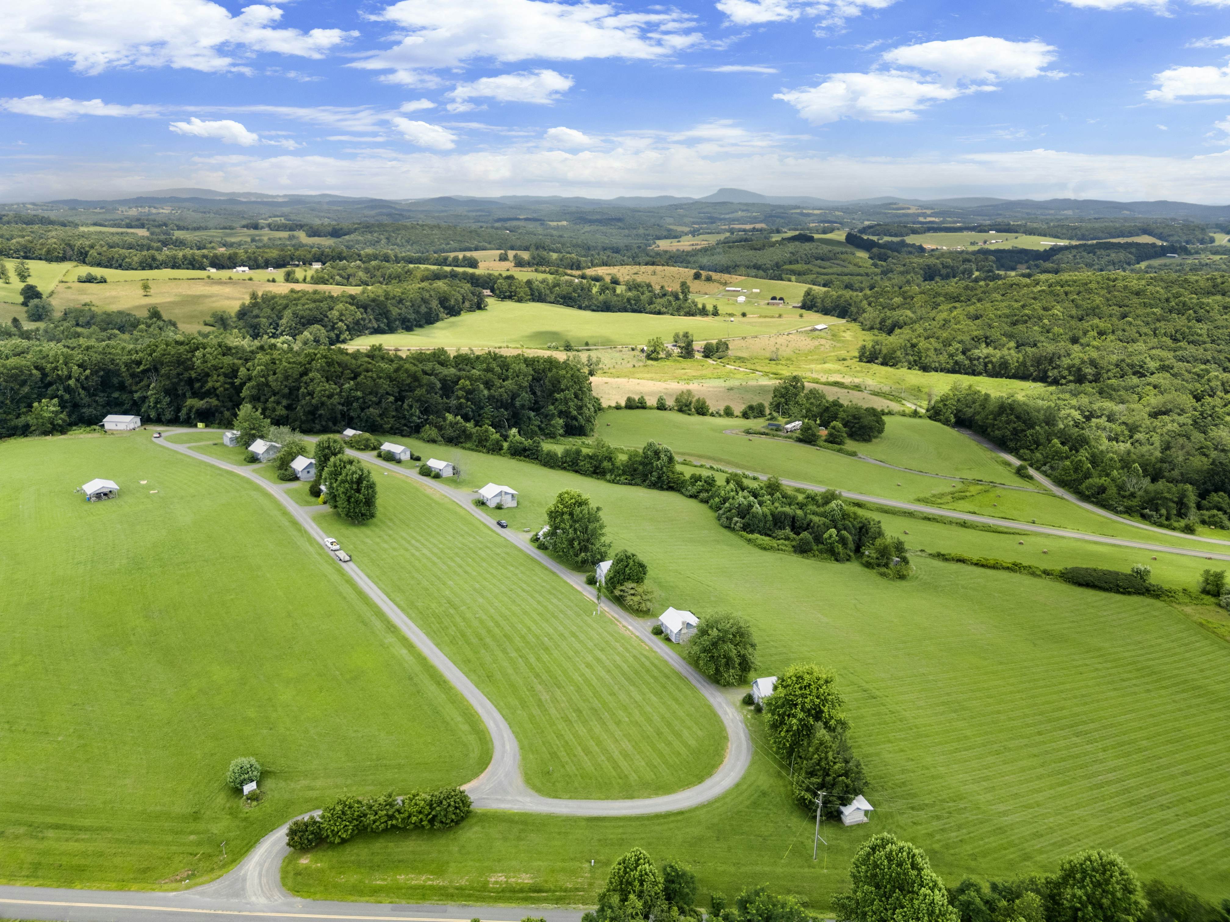 Cabin 1 - Pilot Mountain Cabin