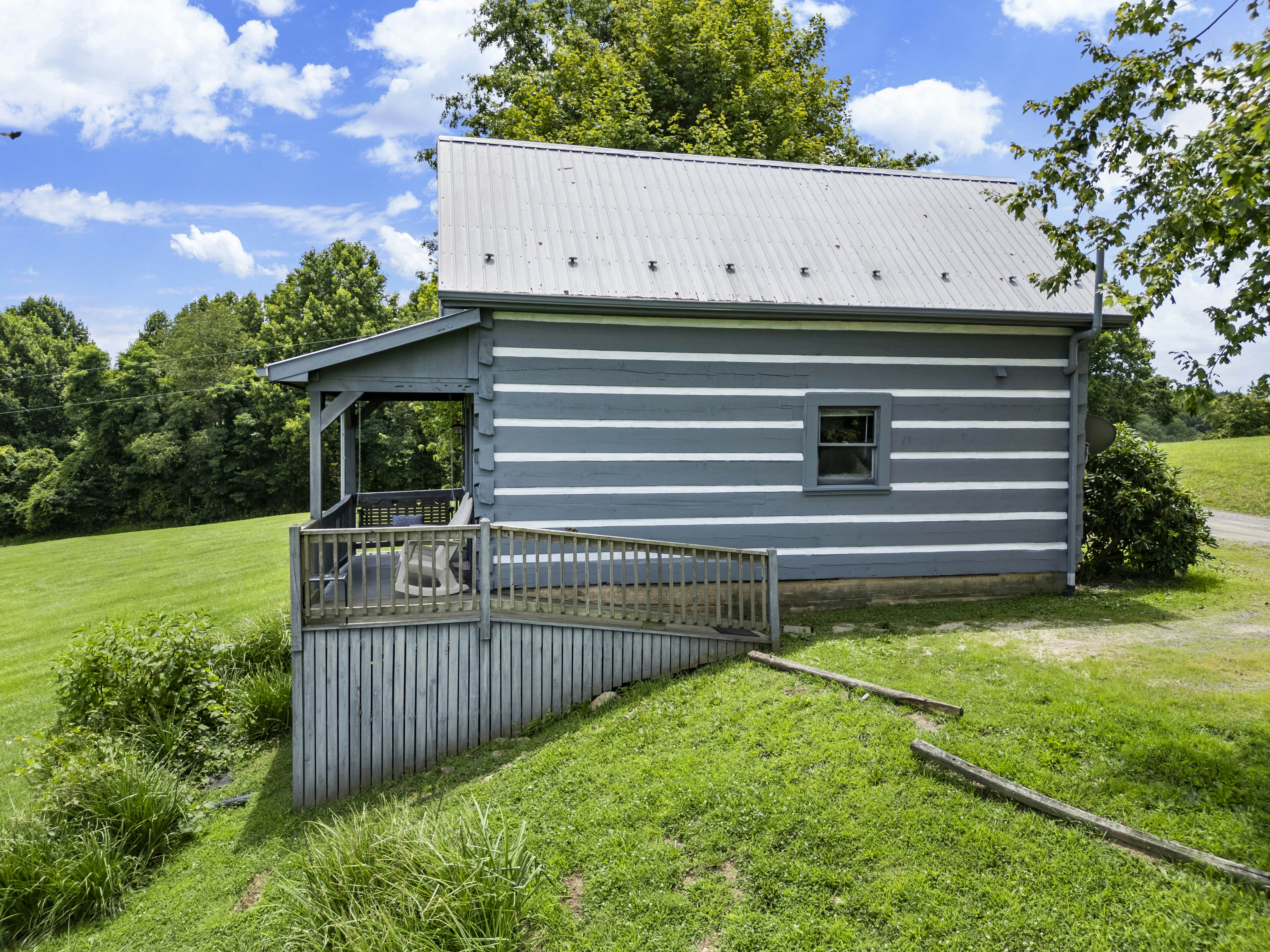 Cabin 1 - Pilot Mountain Cabin