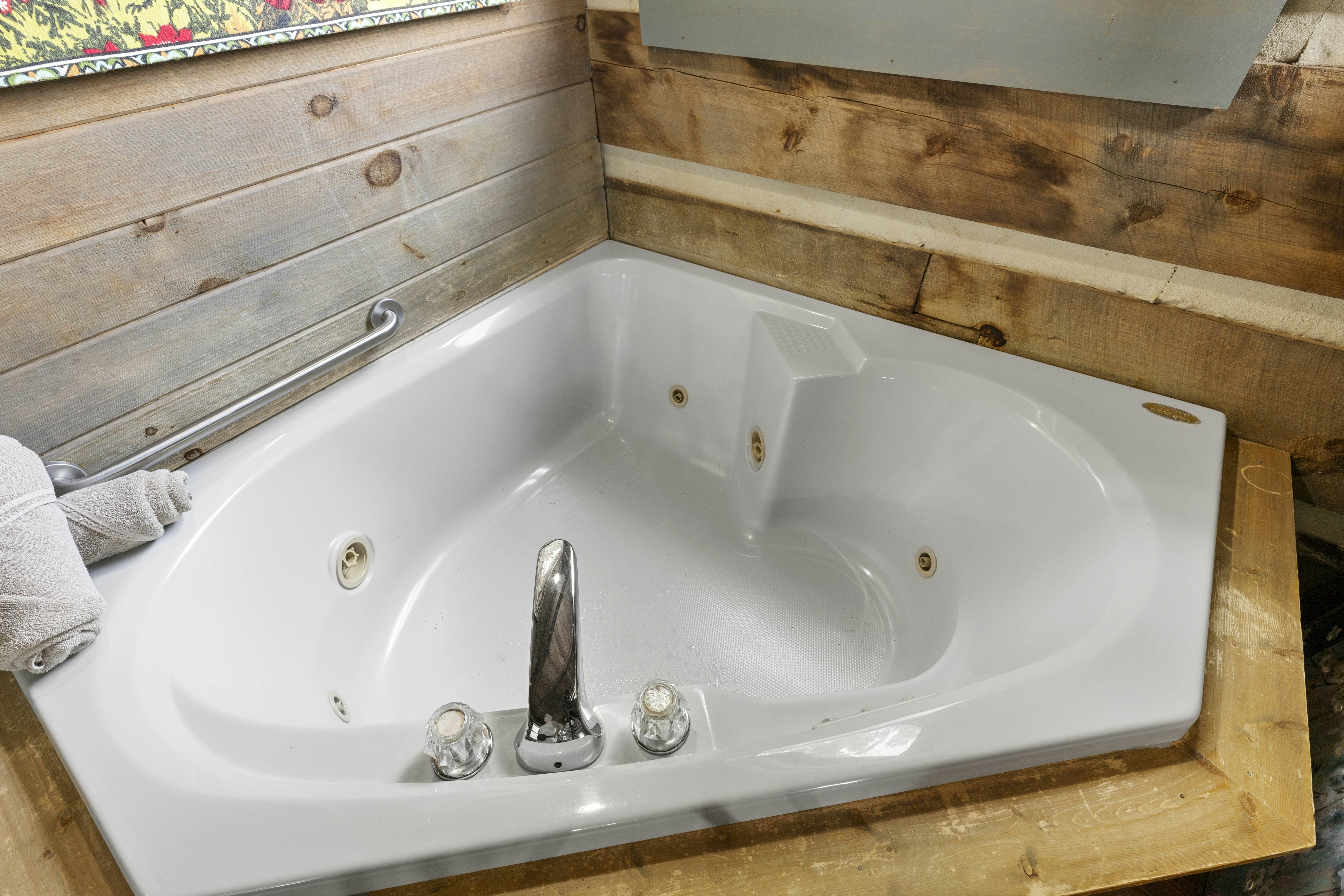 Cabin 1 - Pilot Mountain Cabin