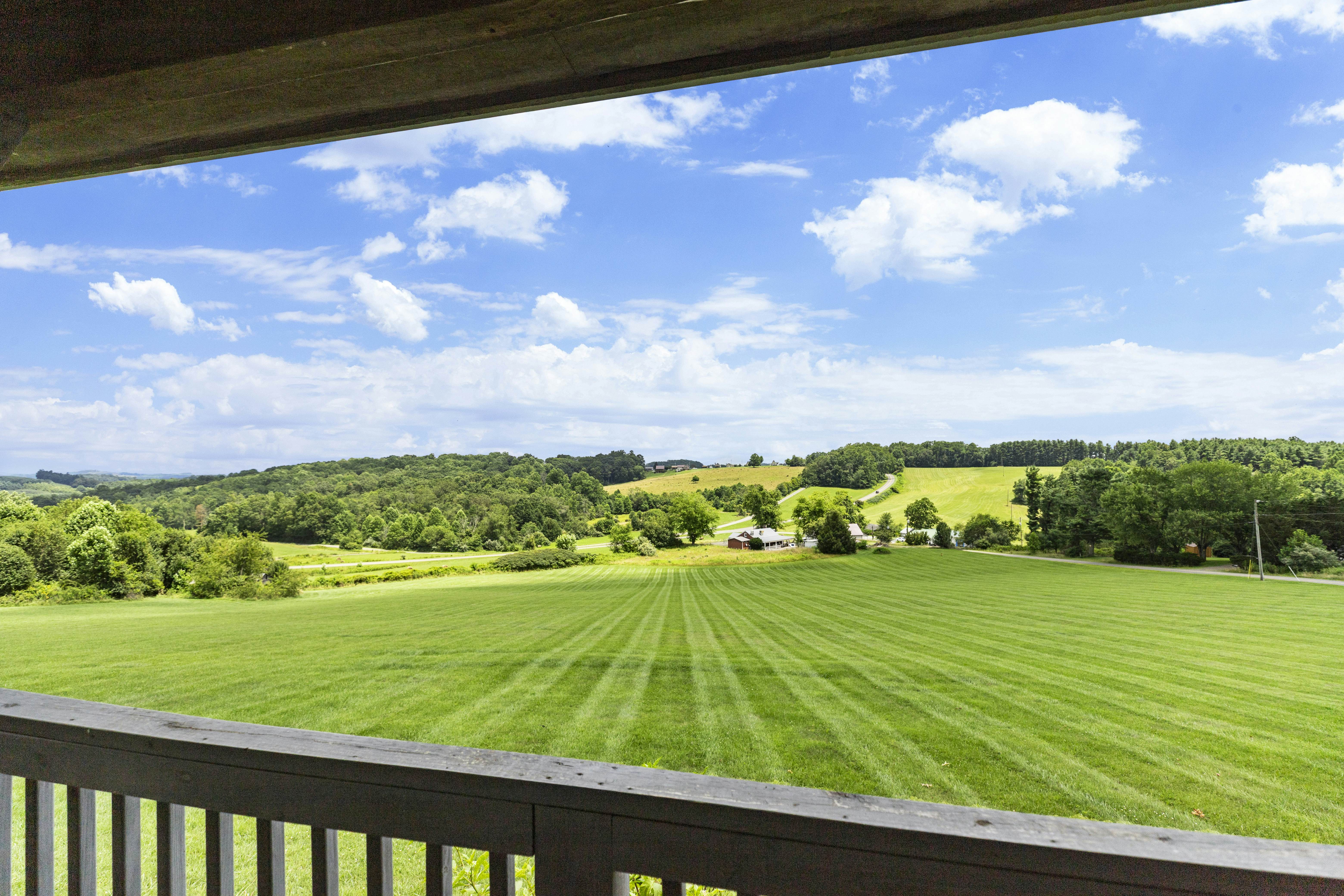 Cabin 1 - Pilot Mountain Cabin