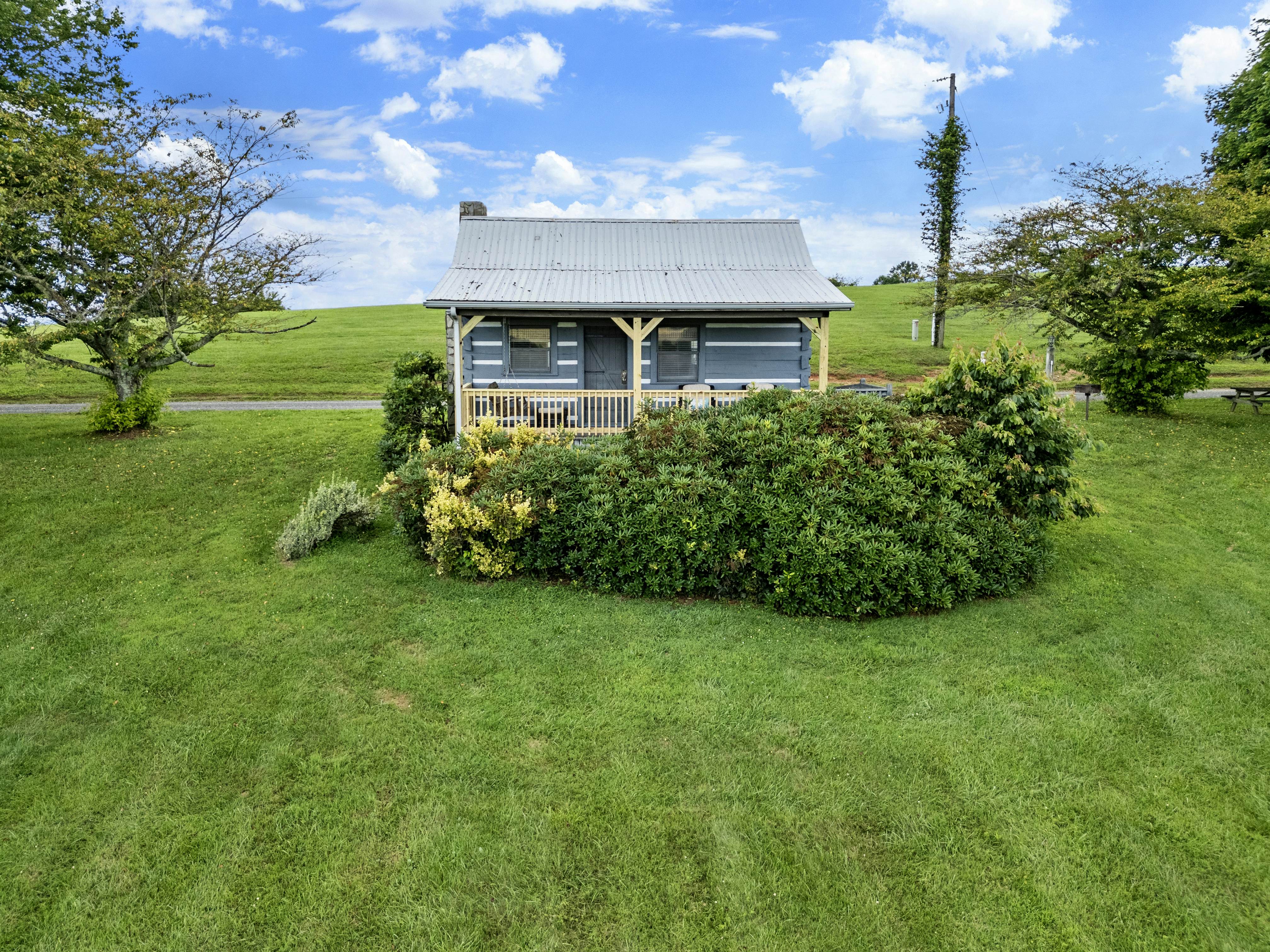 Cabin 2 - Groundhog Mountain Cabin