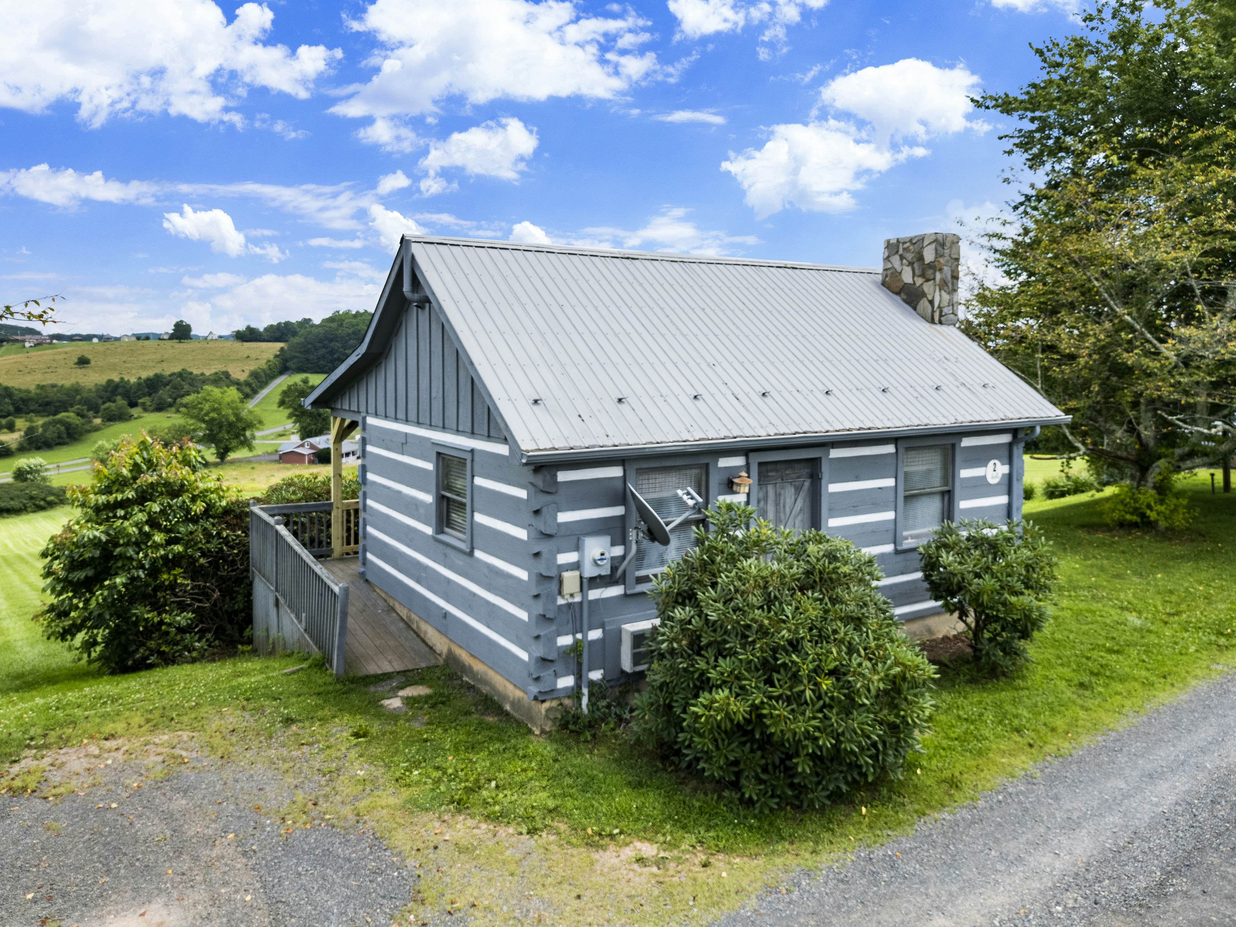 Cabin 2 - Groundhog Mountain Cabin