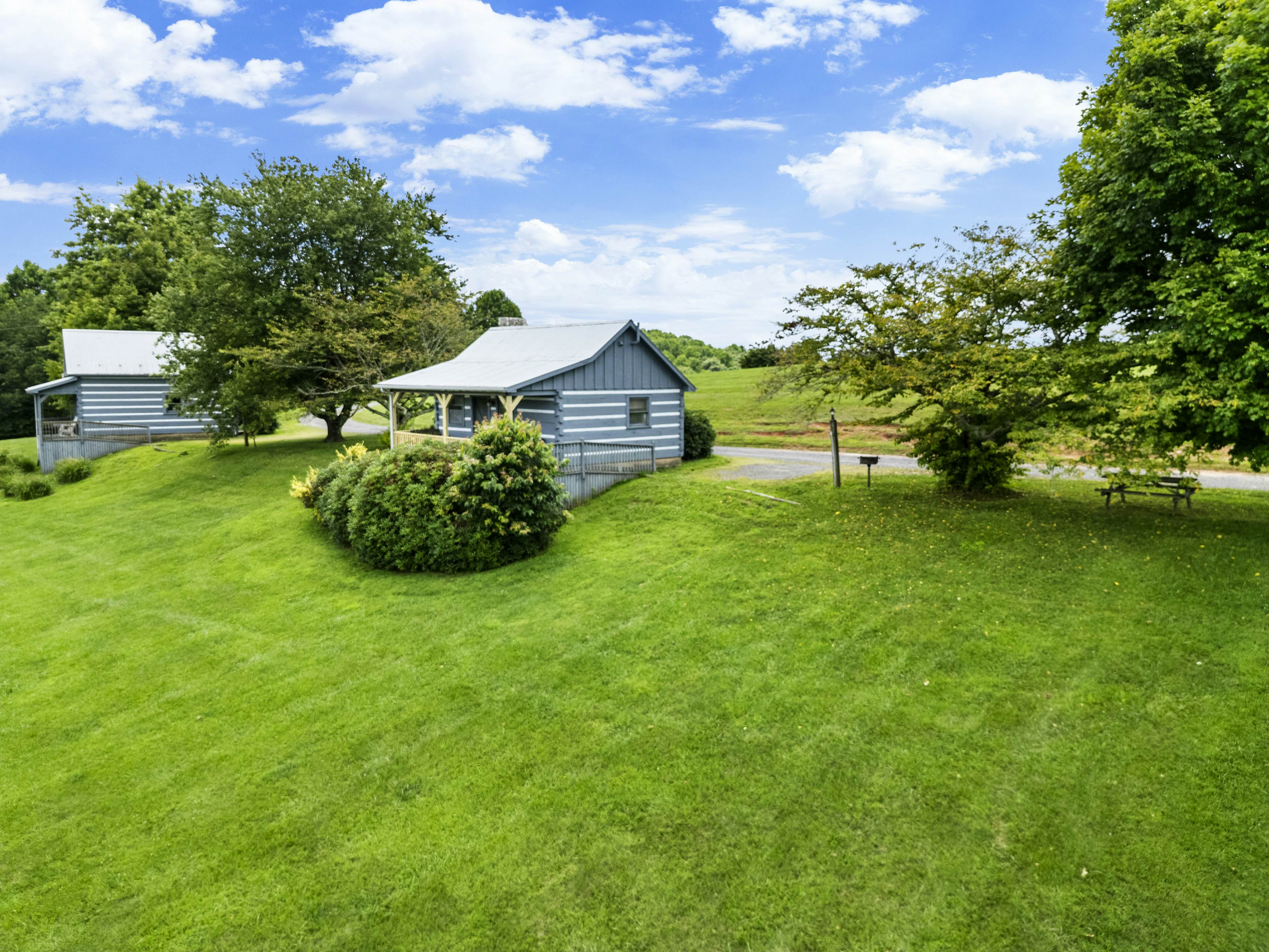 Cabin 2 - Groundhog Mountain Cabin