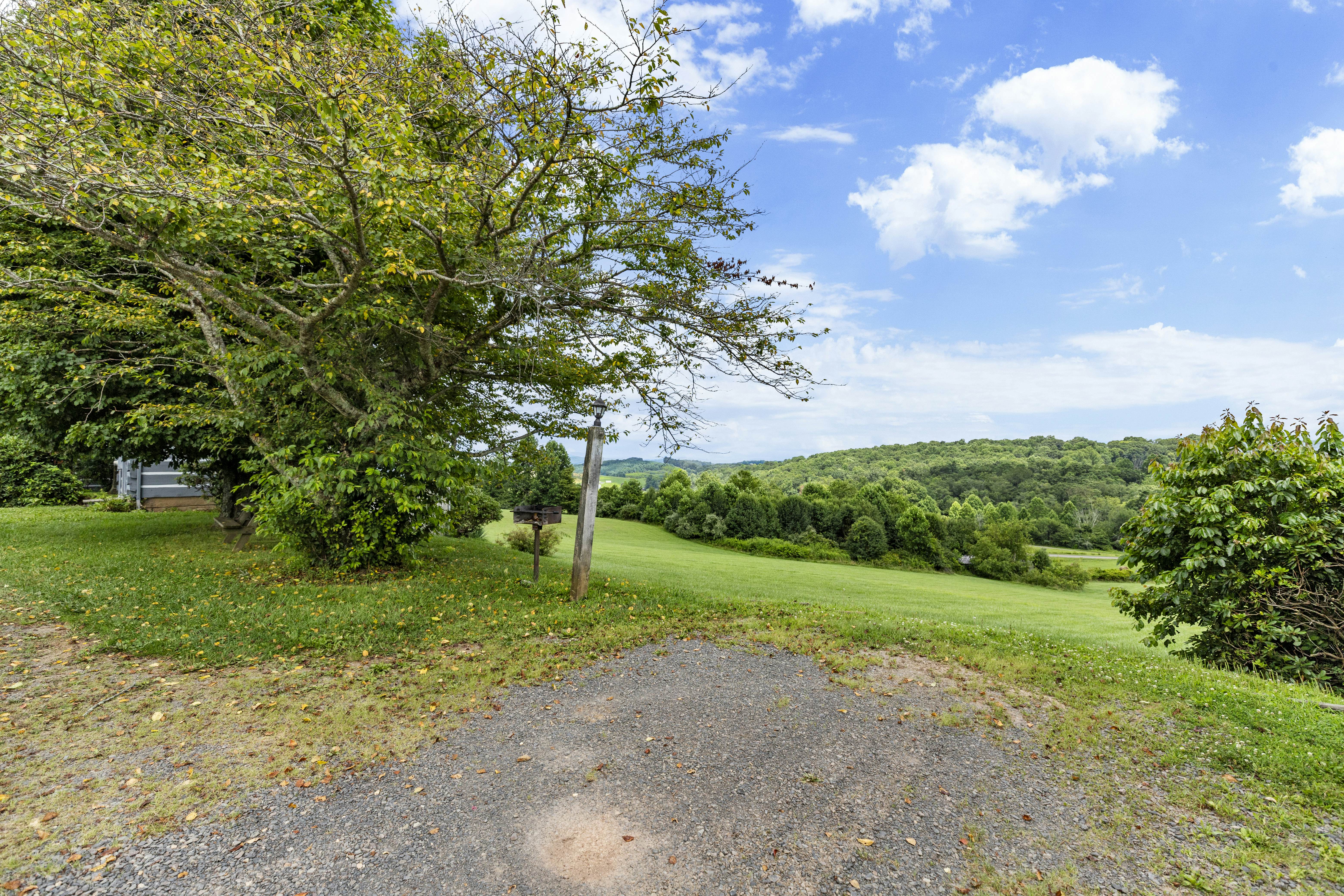 Cabin 2 - Groundhog Mountain Cabin