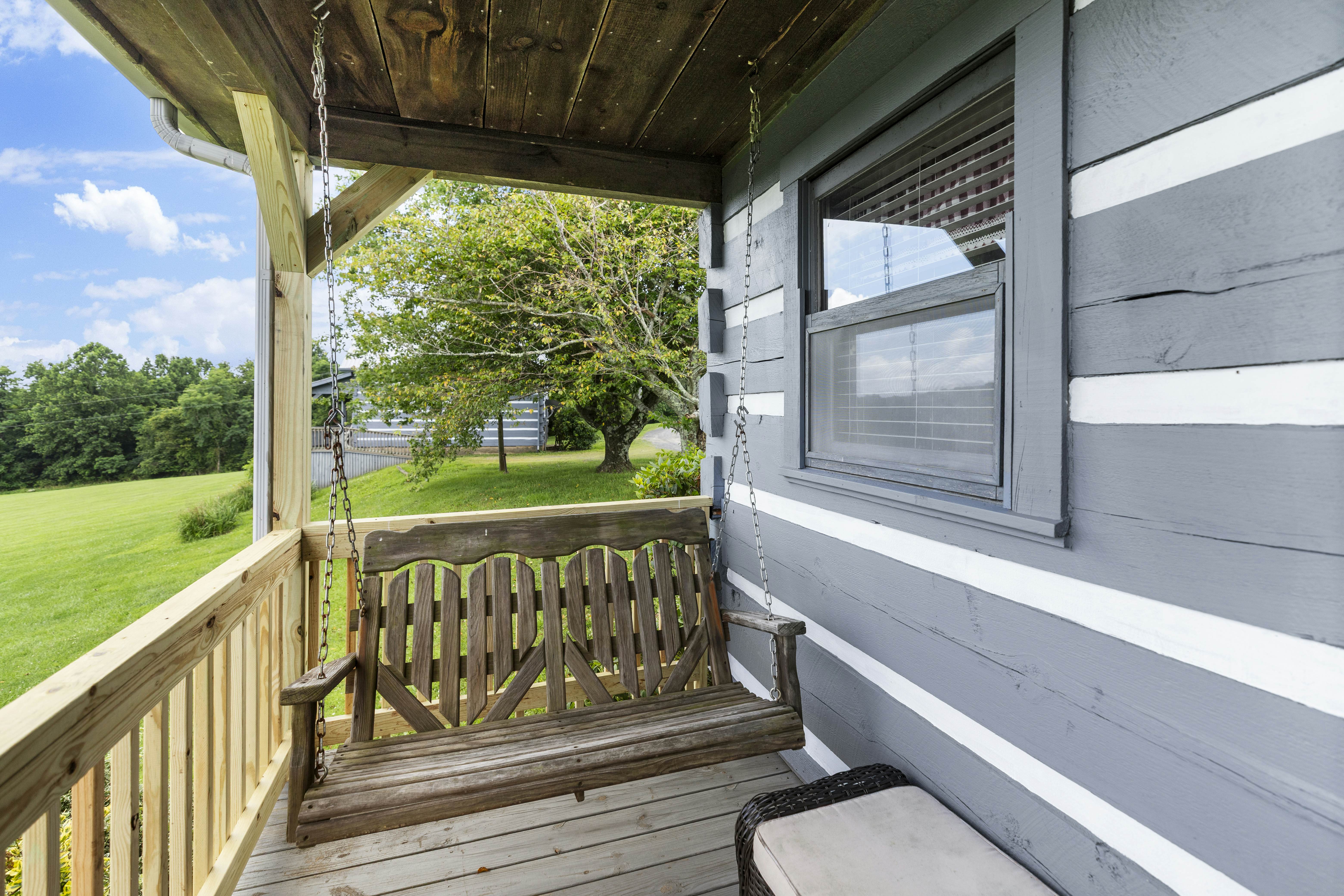Cabin 2 - Groundhog Mountain Cabin