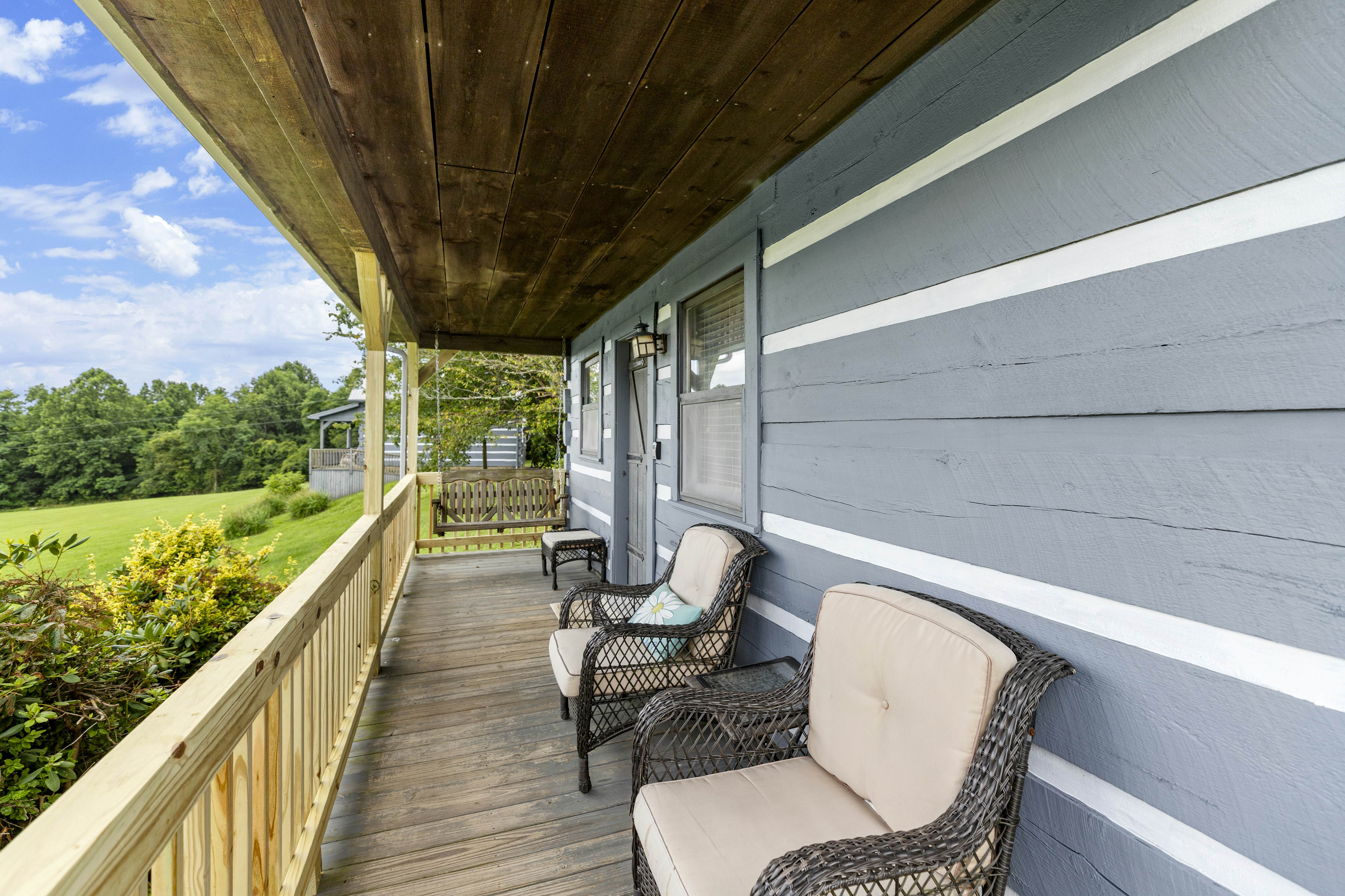 Cabin 2 - Groundhog Mountain Cabin