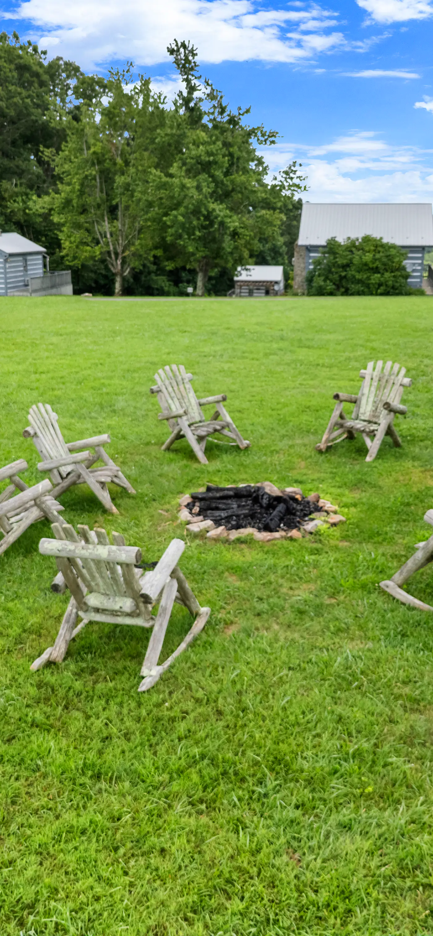 Cabin 4 - Chicken House Cabin