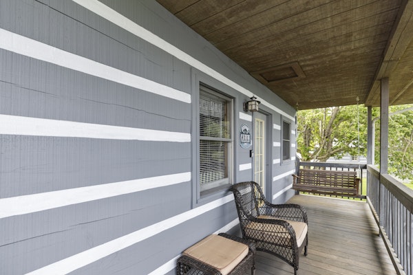 Hillside Hideout Log Cabin For 2! Cabin 10