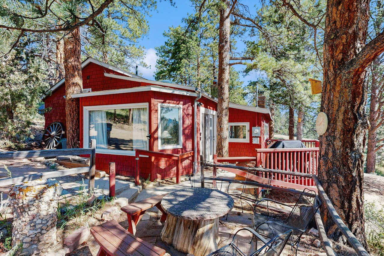 Grandma's Cabin | 2 Bed Estes Park, CO Cabin | Vacasa