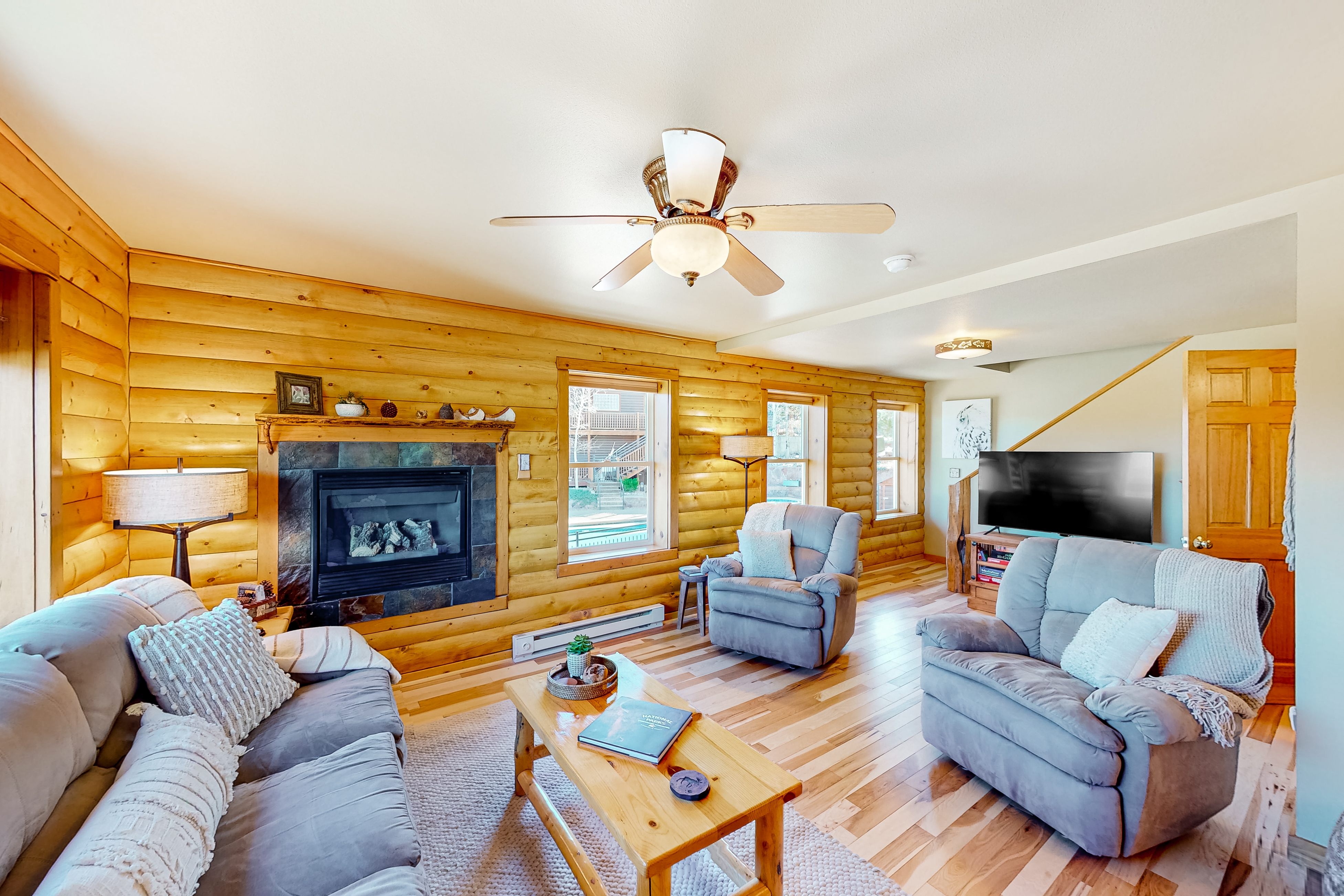 Memorable mountain condo with 2 fireplaces, lovely views, W/D, & pool access