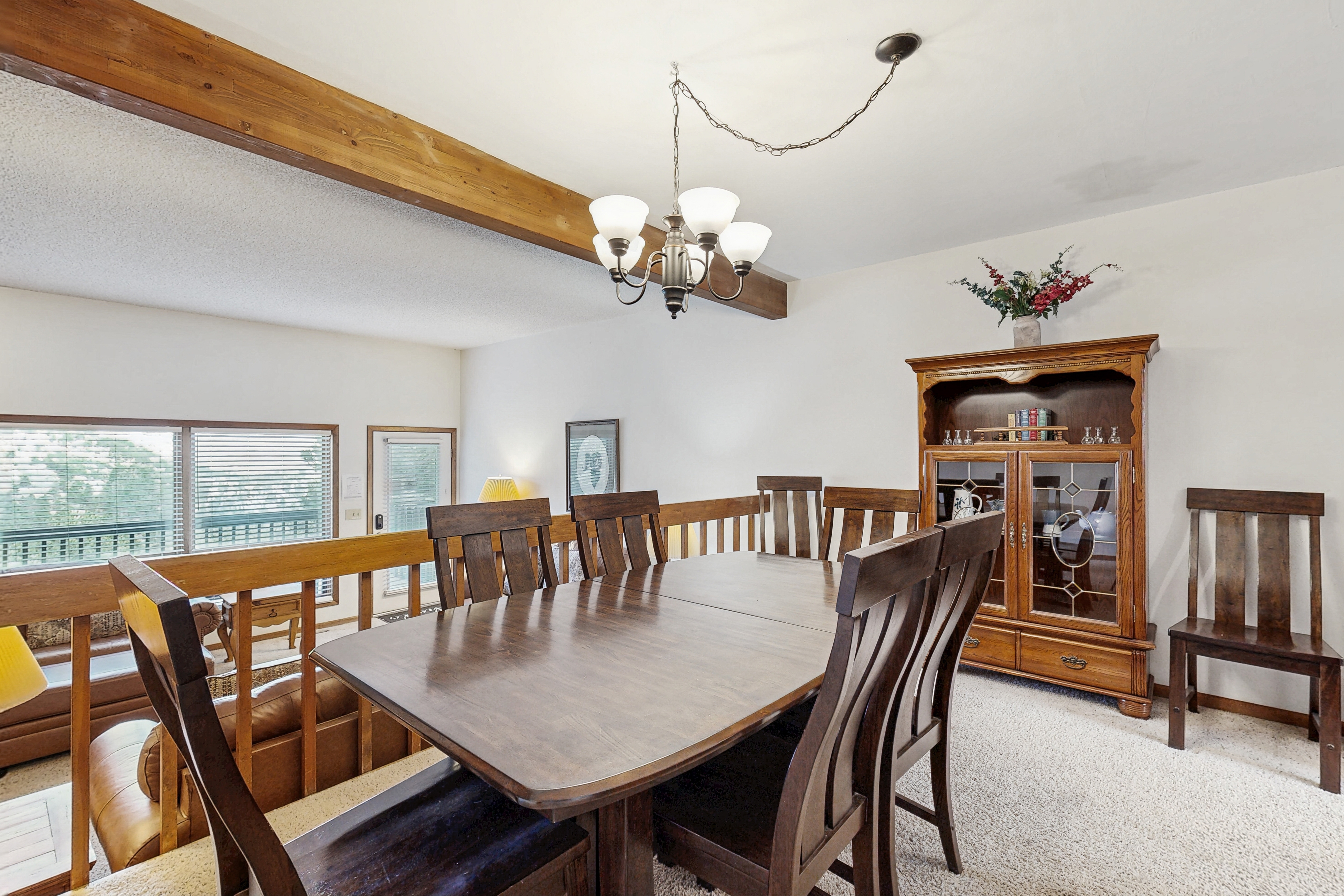 Comfortable home with breathtaking mountain views and high-speed WiFi