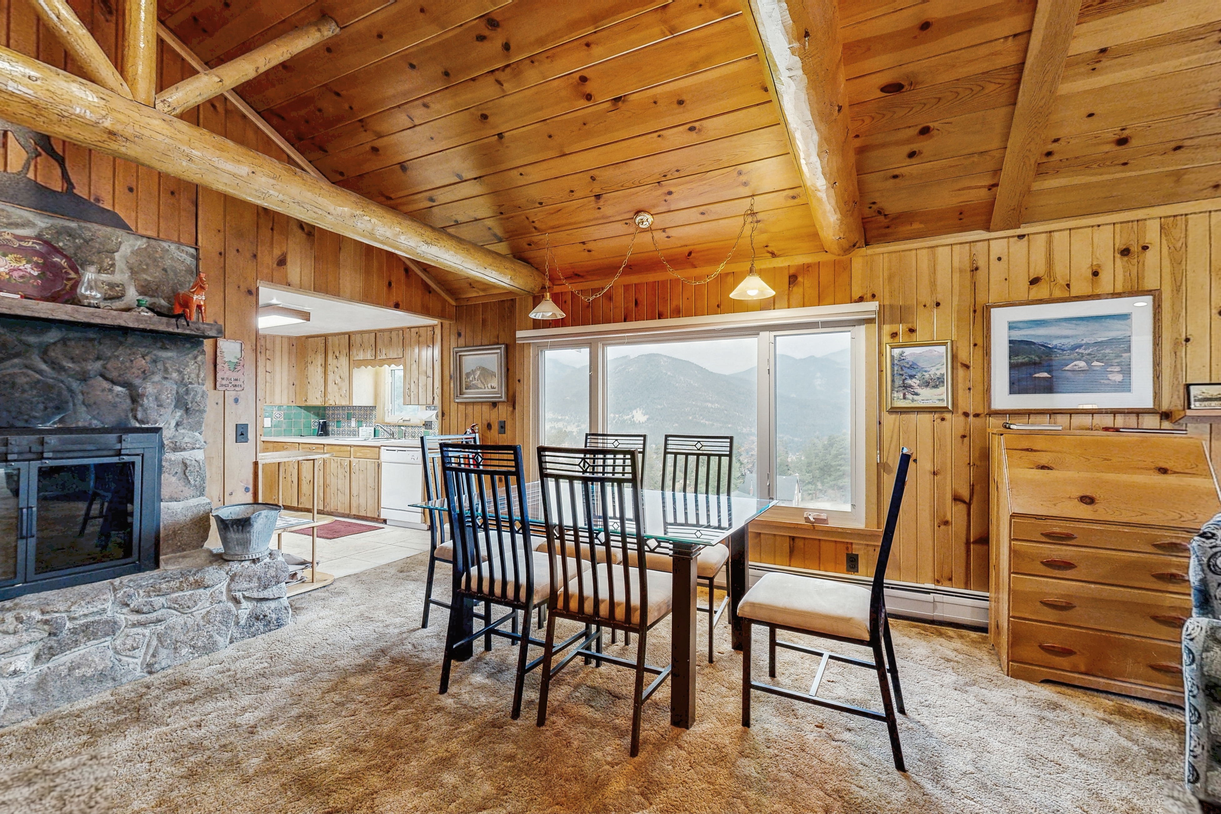 Spectacular Rocky Mountain views with a furnished deck & gas grill