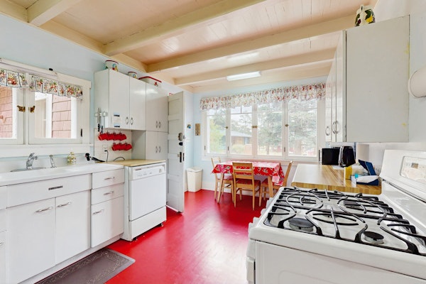 Charming vacation home close to Rocky Mountain National Park